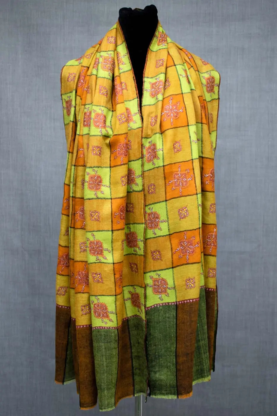 MEHNAZ - 40x80" Shahkaar