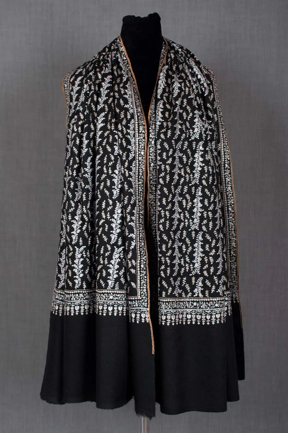 MIFTAH - 40x80" Shahkaar