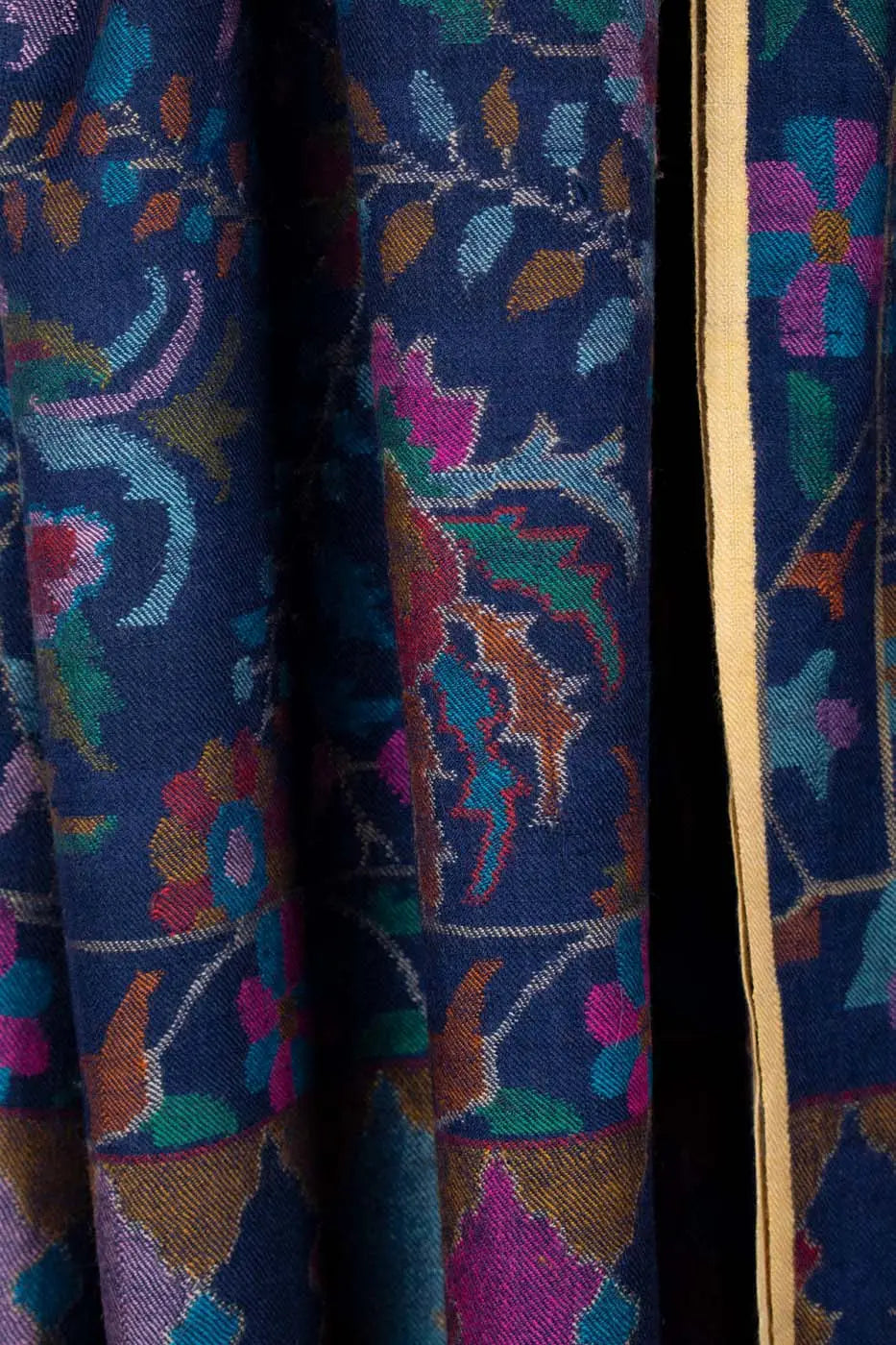 RIDA - 40x80" Shahkaar