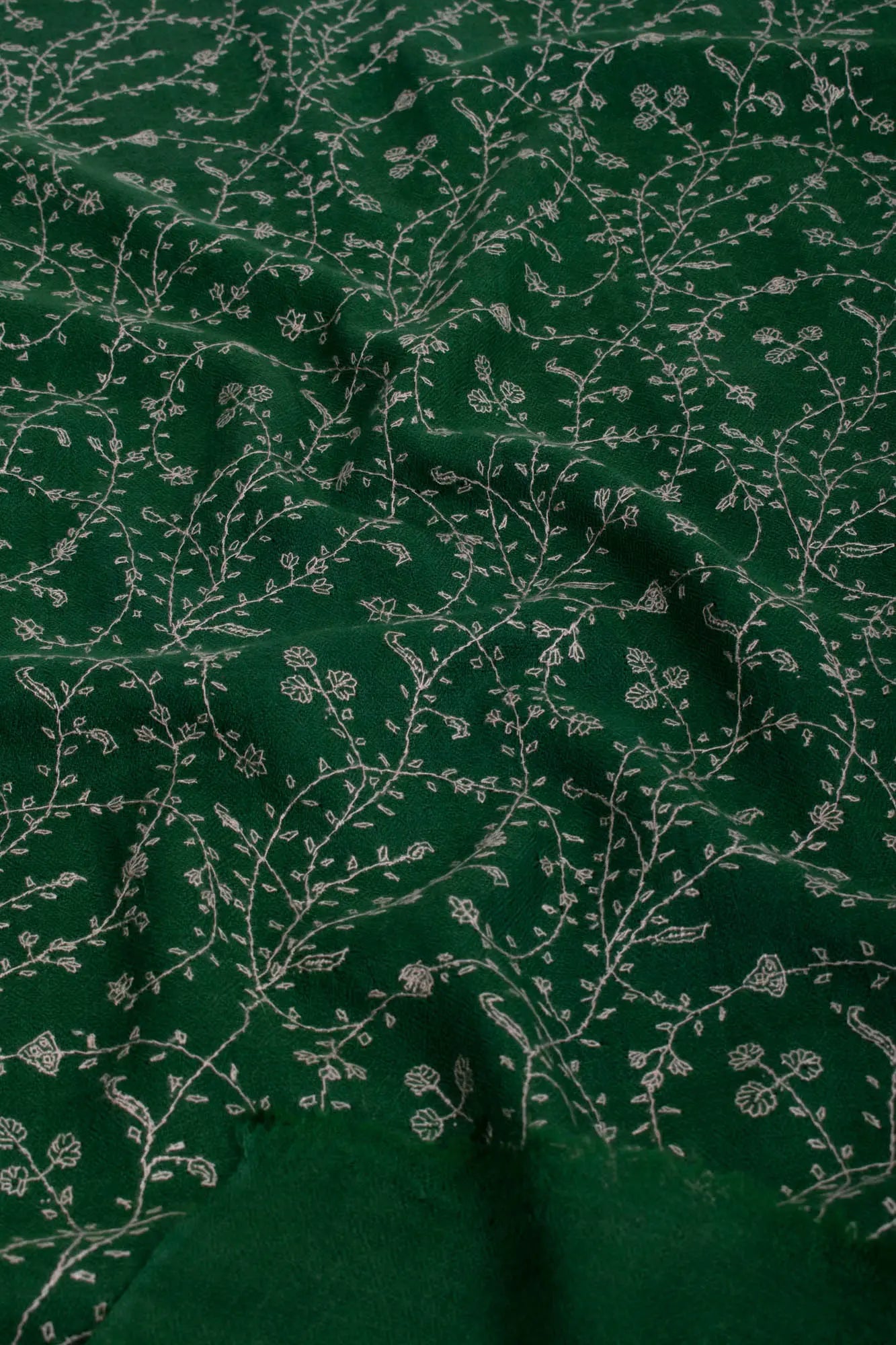 Green Hand Embroidered Pashmina Scarf - JUAREZ Shahkaar