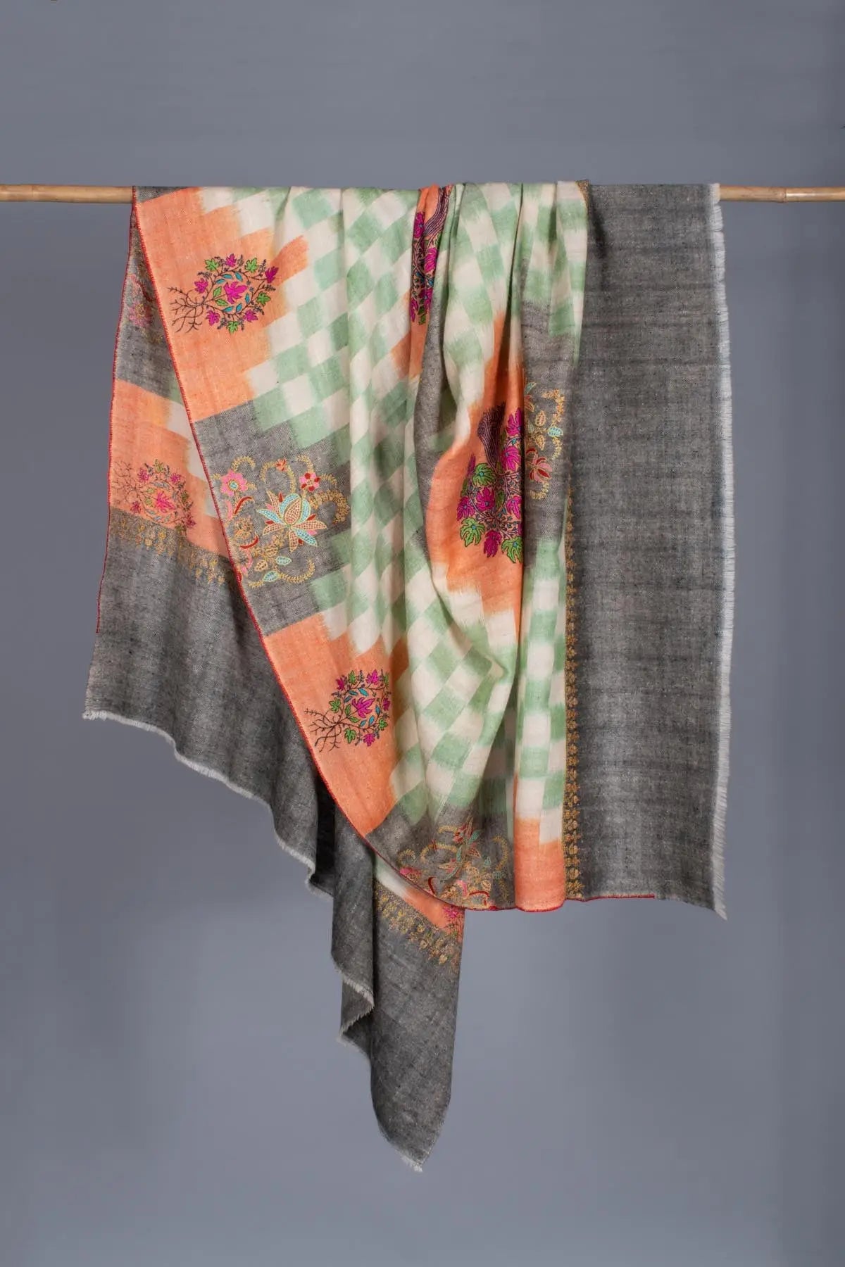 Handloomed Pure Pashmina Shawl with Sozni - THASOS Shahkaar
