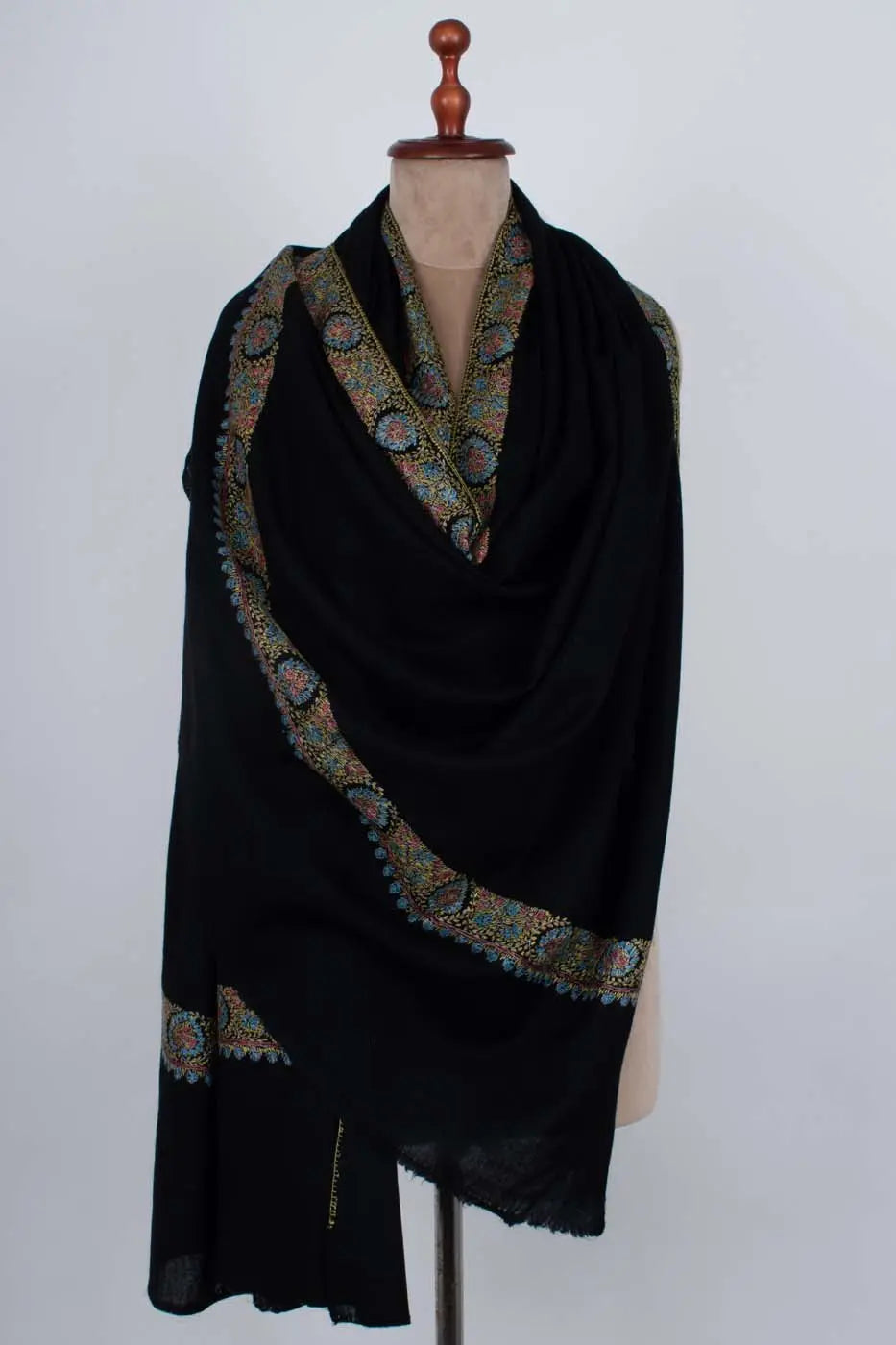 MILWAUKEE - 40x80" Shahkaar