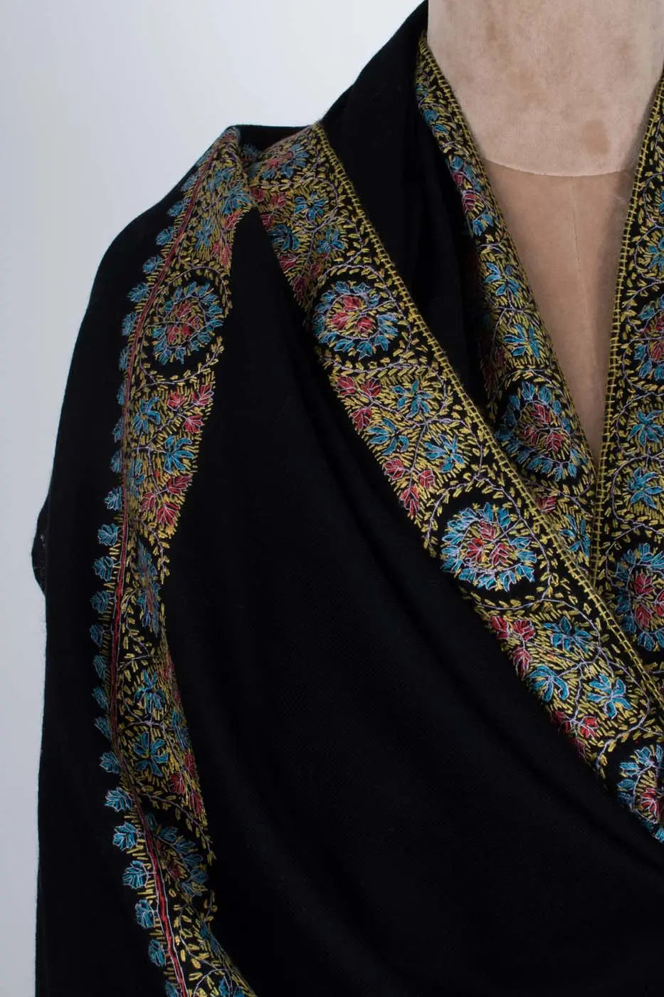 MILWAUKEE - 40x80" Shahkaar