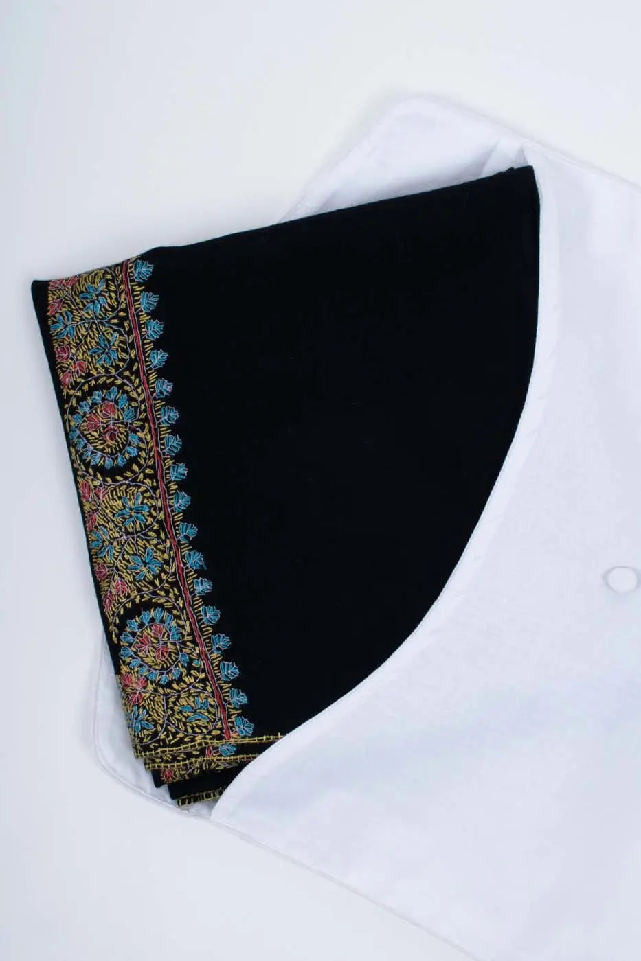 MILWAUKEE - 40x80" Shahkaar