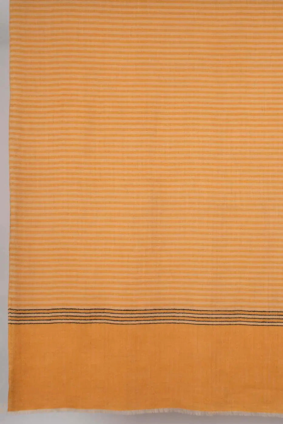 PETERBOROUGH - 40x80" Shahkaar