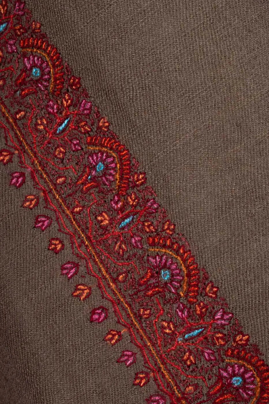 SAMUNDRI - 54x108" Shahkaar