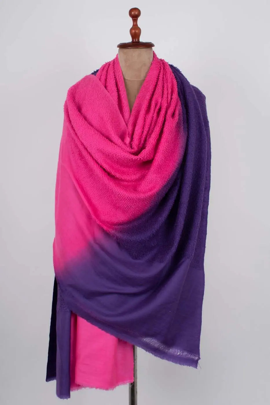 STOCKTON - 40x80" Shahkaar