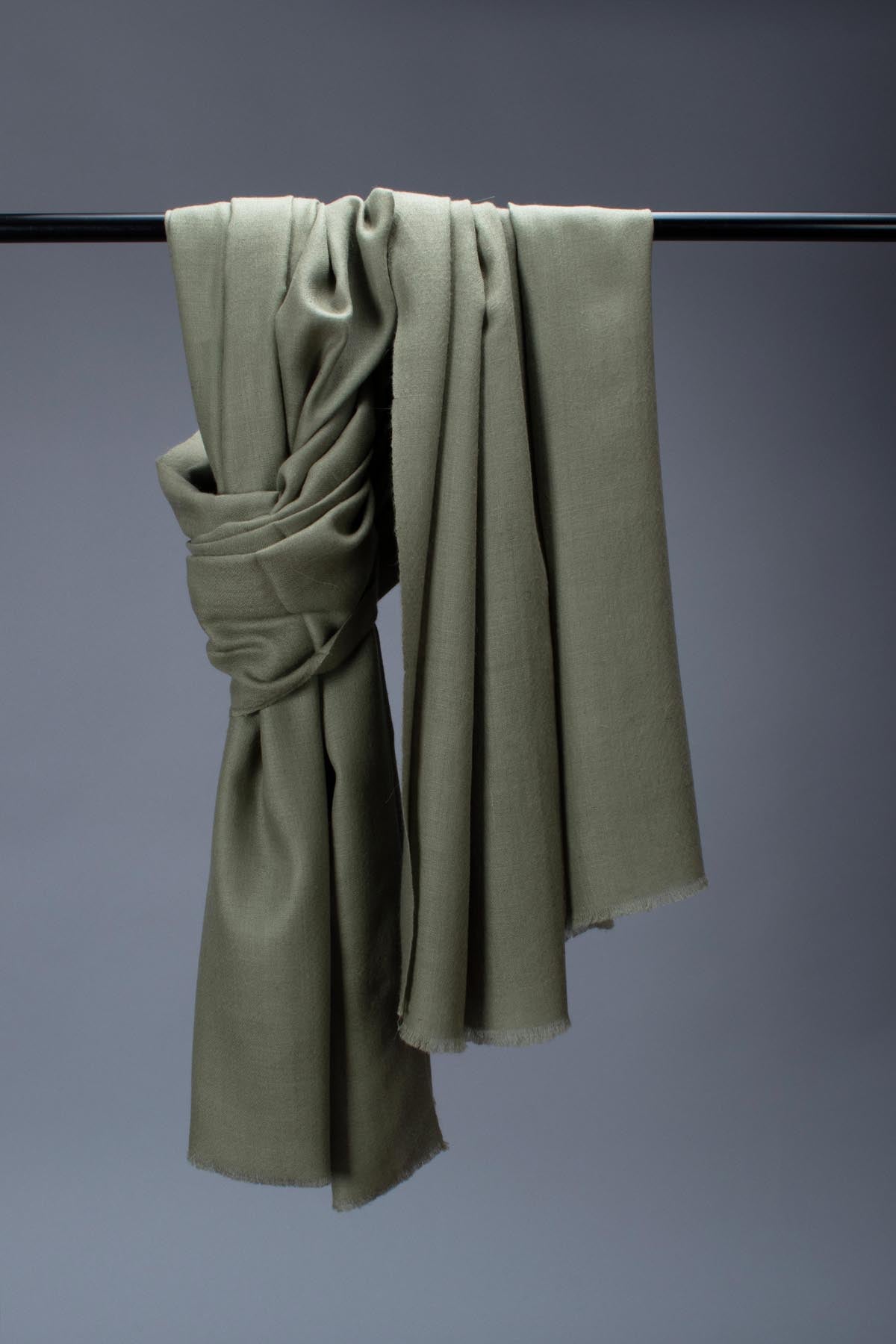 Moon Mist Hand ha girato Cashmere.
