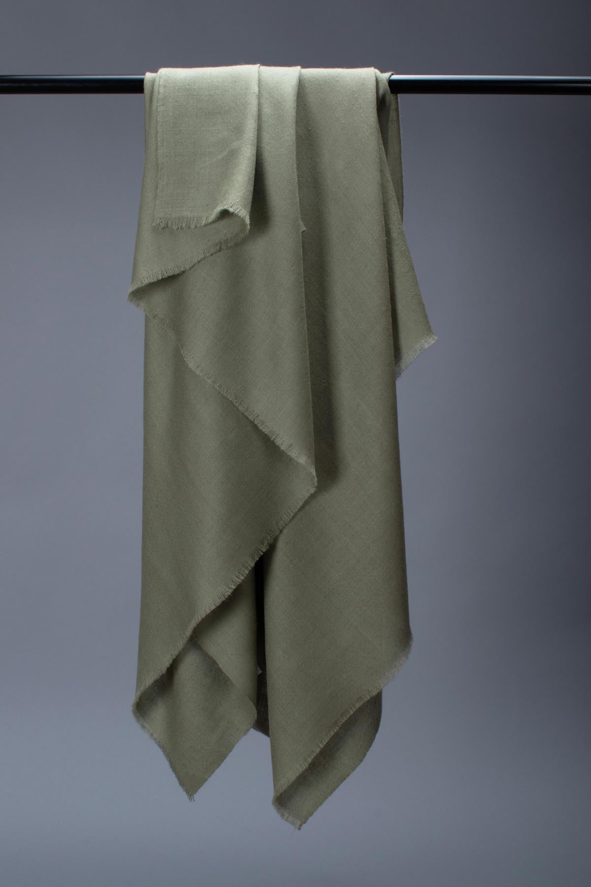 Moon Mist Hand ha girato Cashmere.