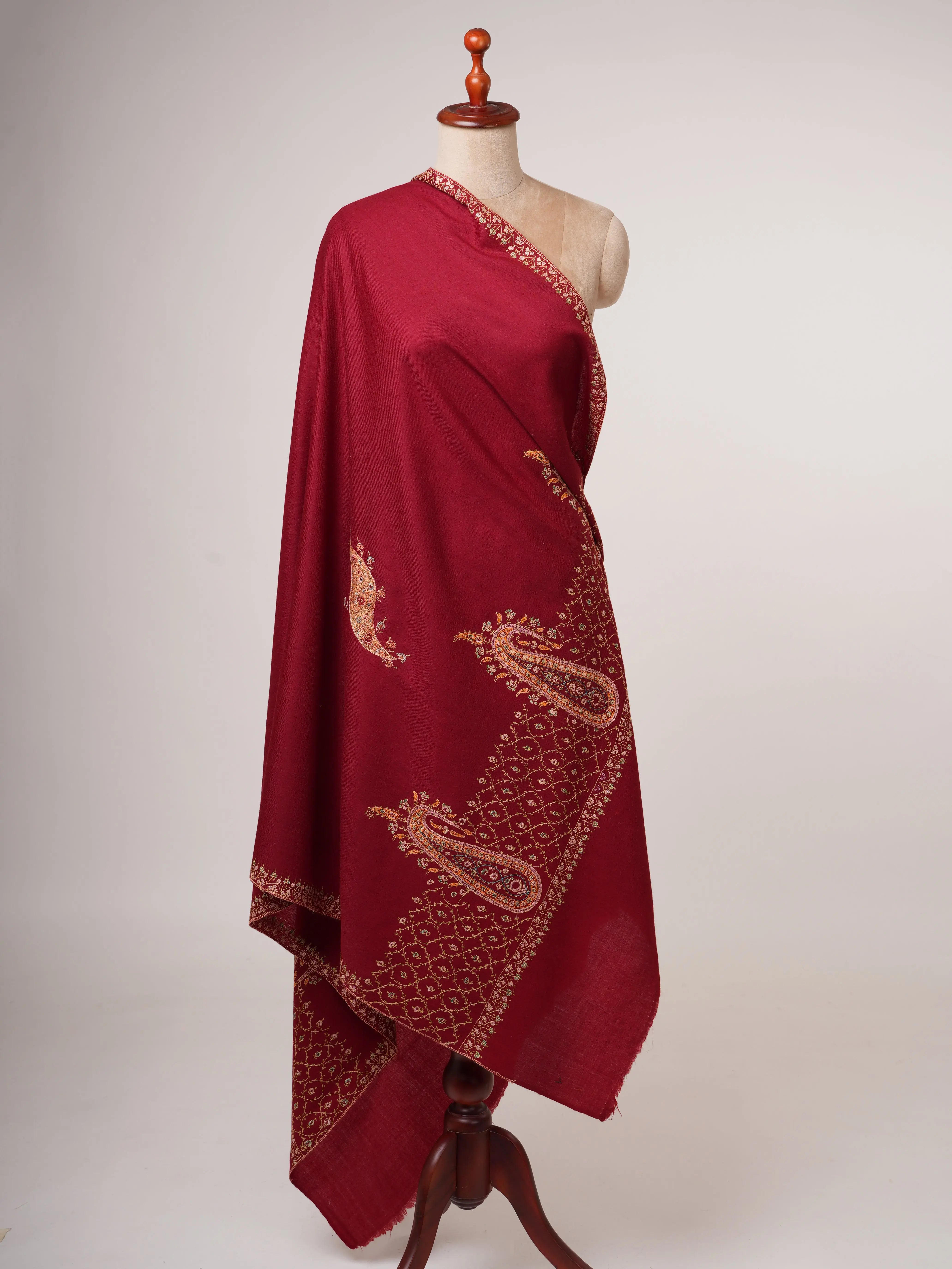 Artisan Crafted Fine Wool Shawl with Intricate Hand Stitching Shahkaar