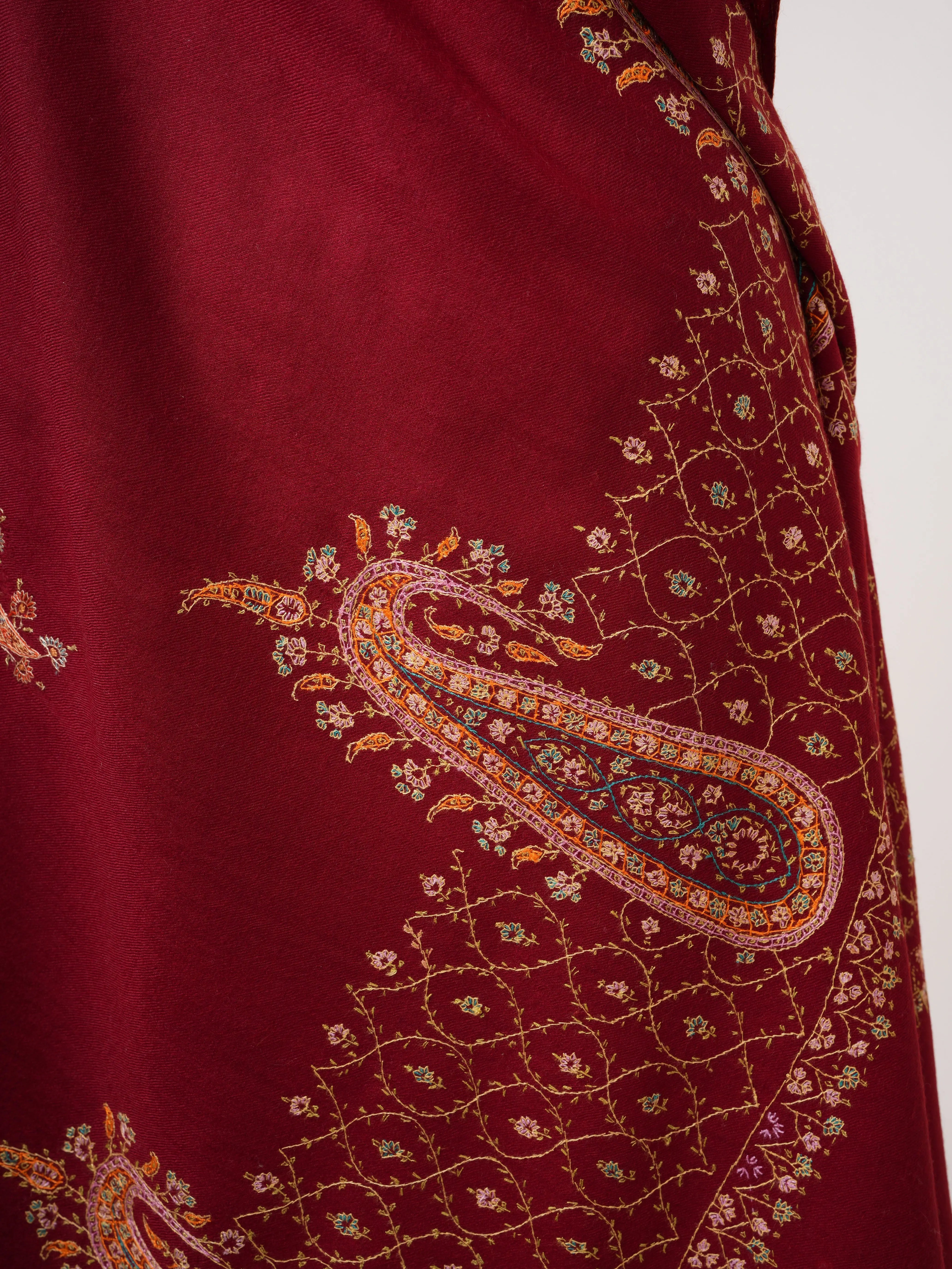 Artisan Crafted Fine Wool Shawl with Intricate Hand Stitching Shahkaar