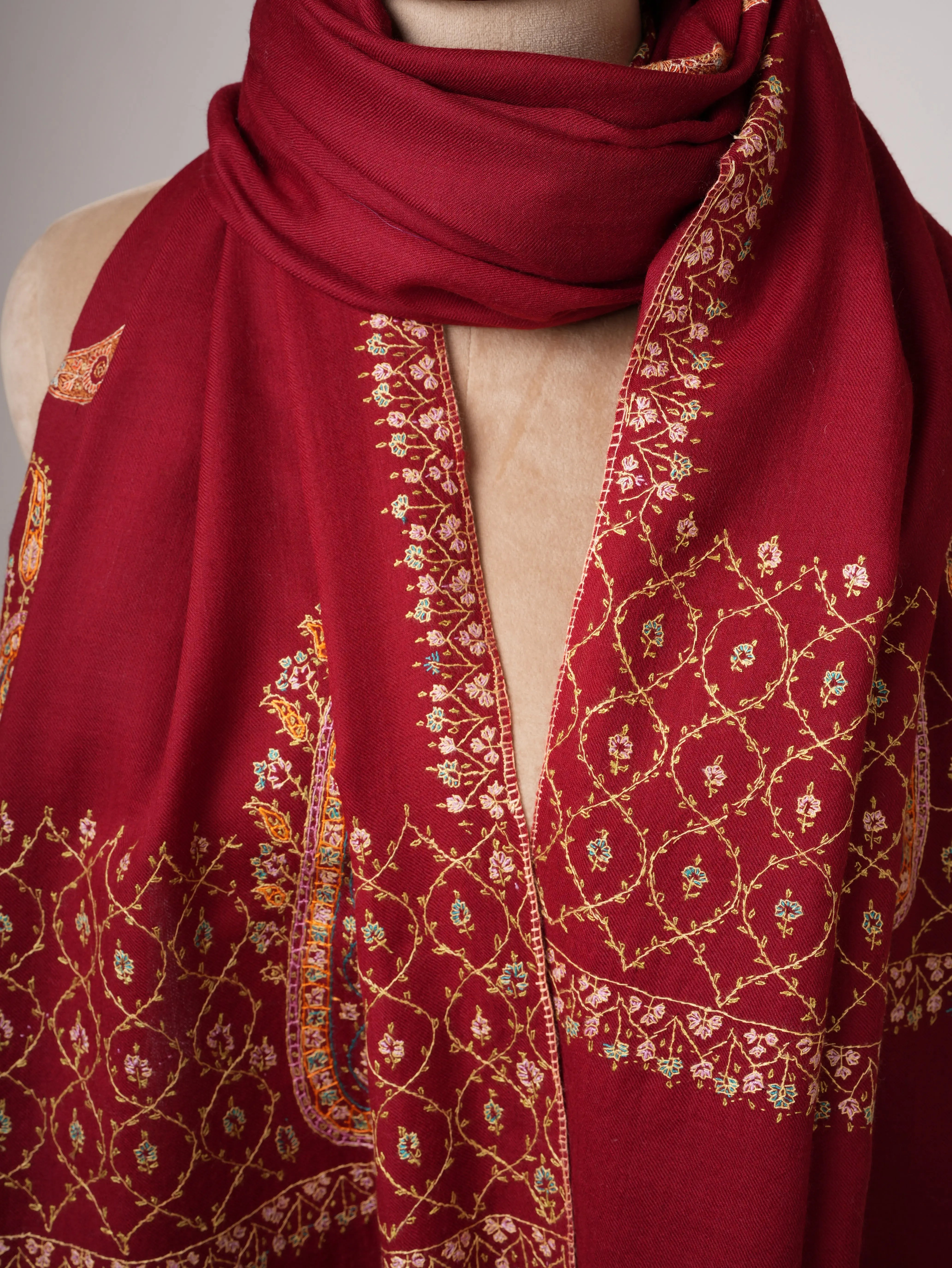 Artisan Crafted Fine Wool Shawl with Intricate Hand Stitching Shahkaar