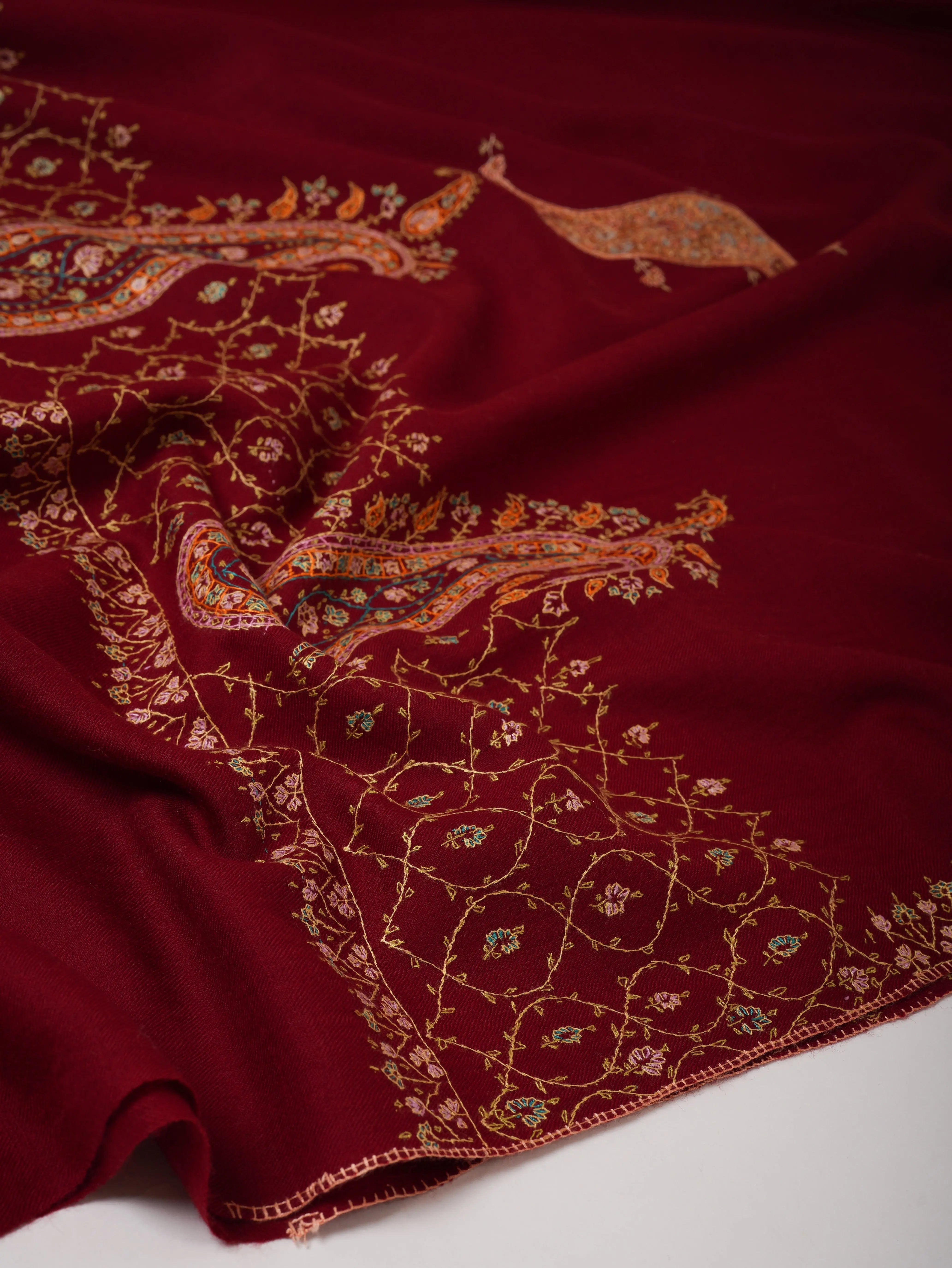 Artisan Crafted Fine Wool Shawl with Intricate Hand Stitching Shahkaar