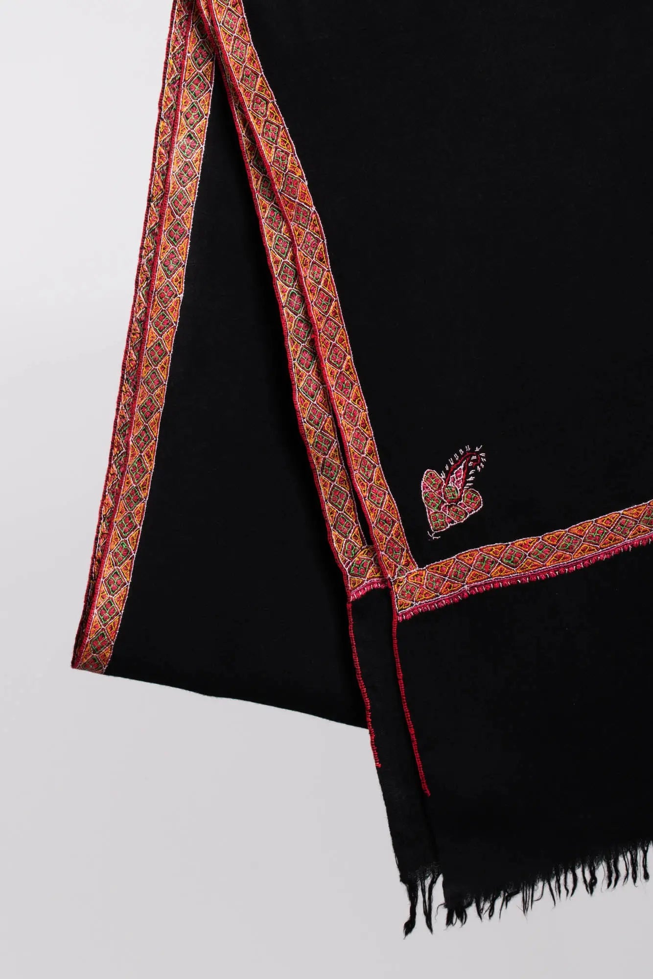 Black Hashia Pashmina Gift Shawl - HONOLULU Shahkaar