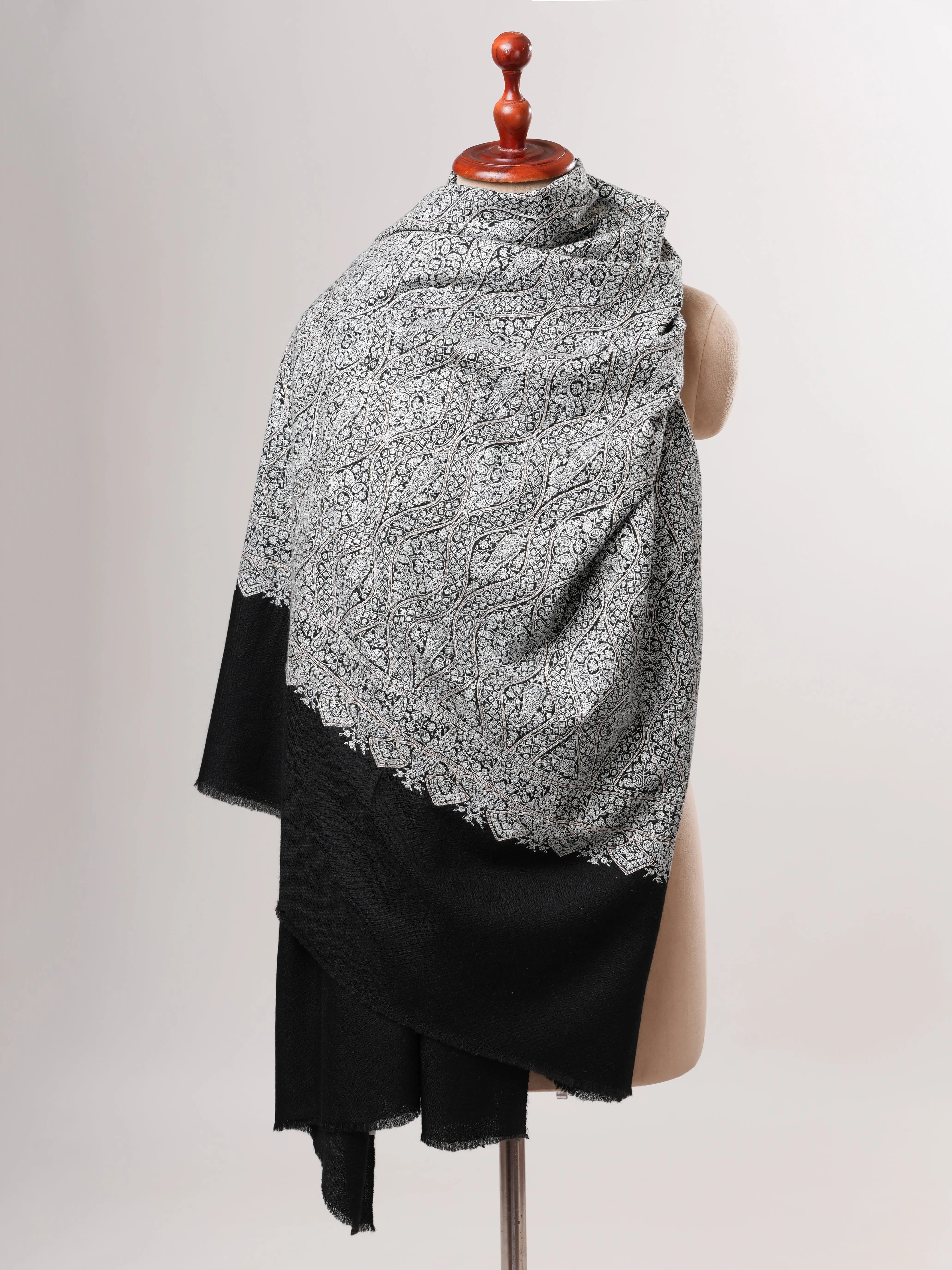 Black Sozni Embroidered Kashmiri Pashmina Jamavar Shawl Shahkaar