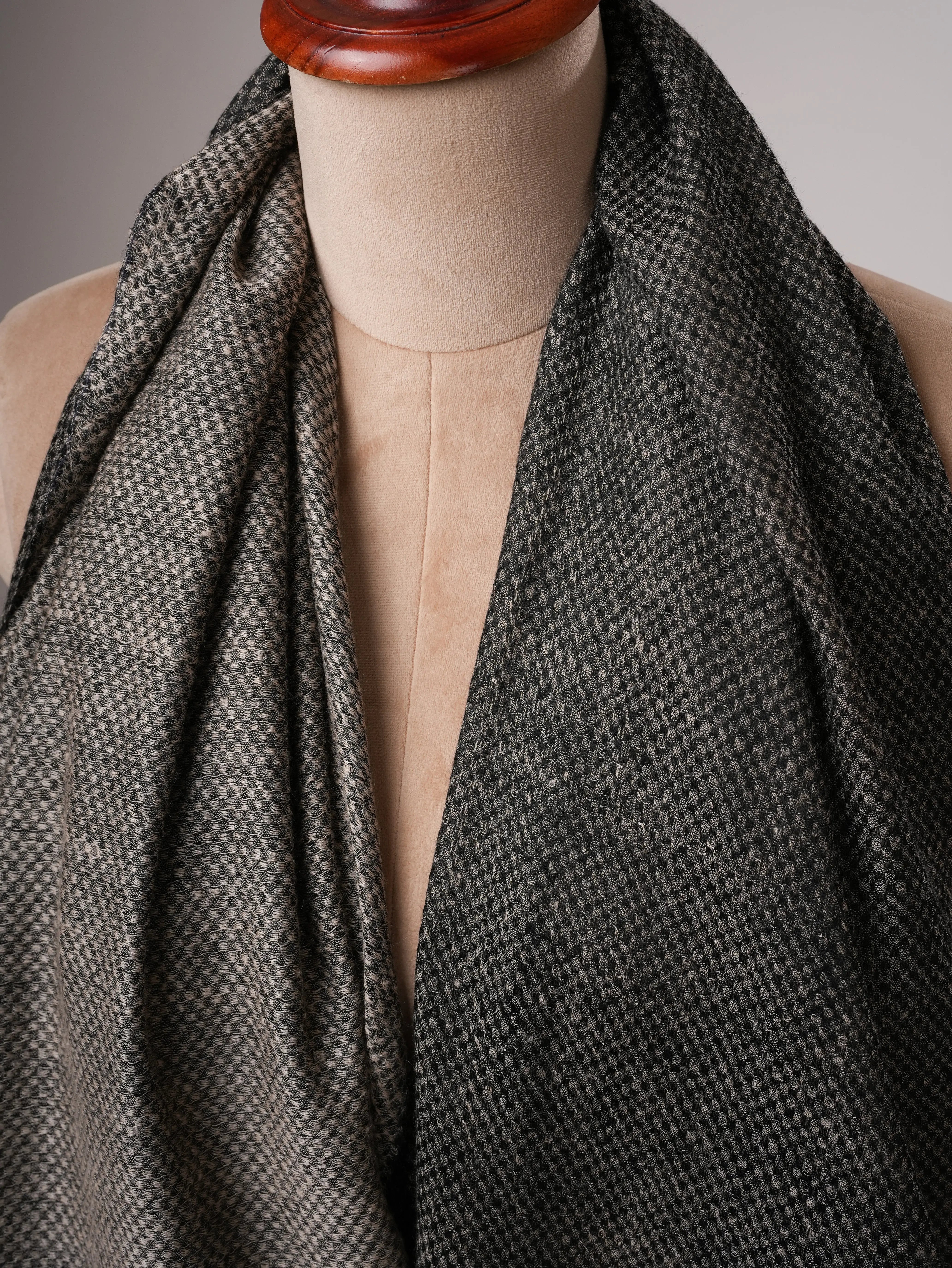 Black White New Generation Pashmina Wrap - WIRRAL Shahkaar