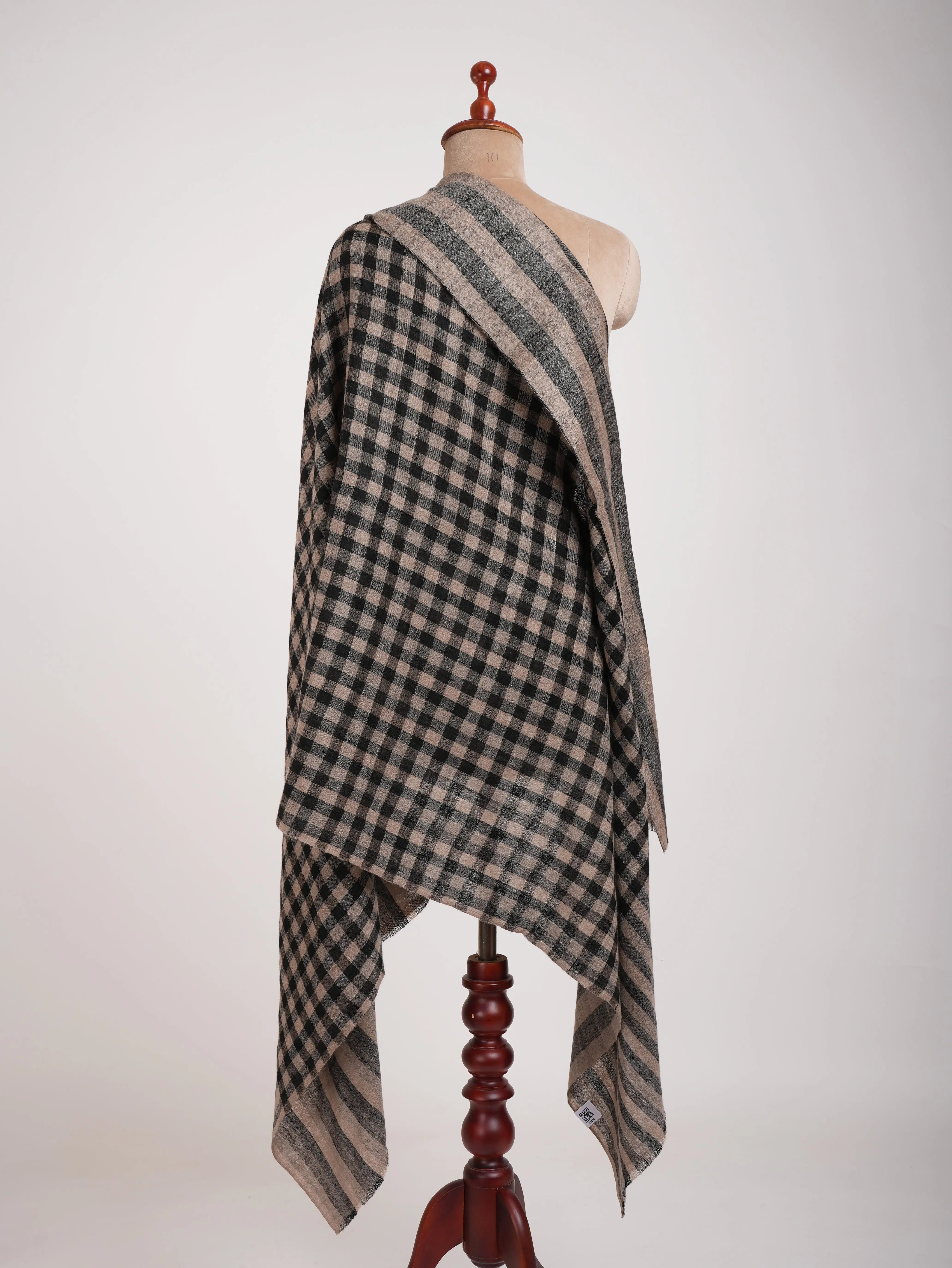 Black and Beige Dorukha Handwoven Pashmina Shawl Shahkaar