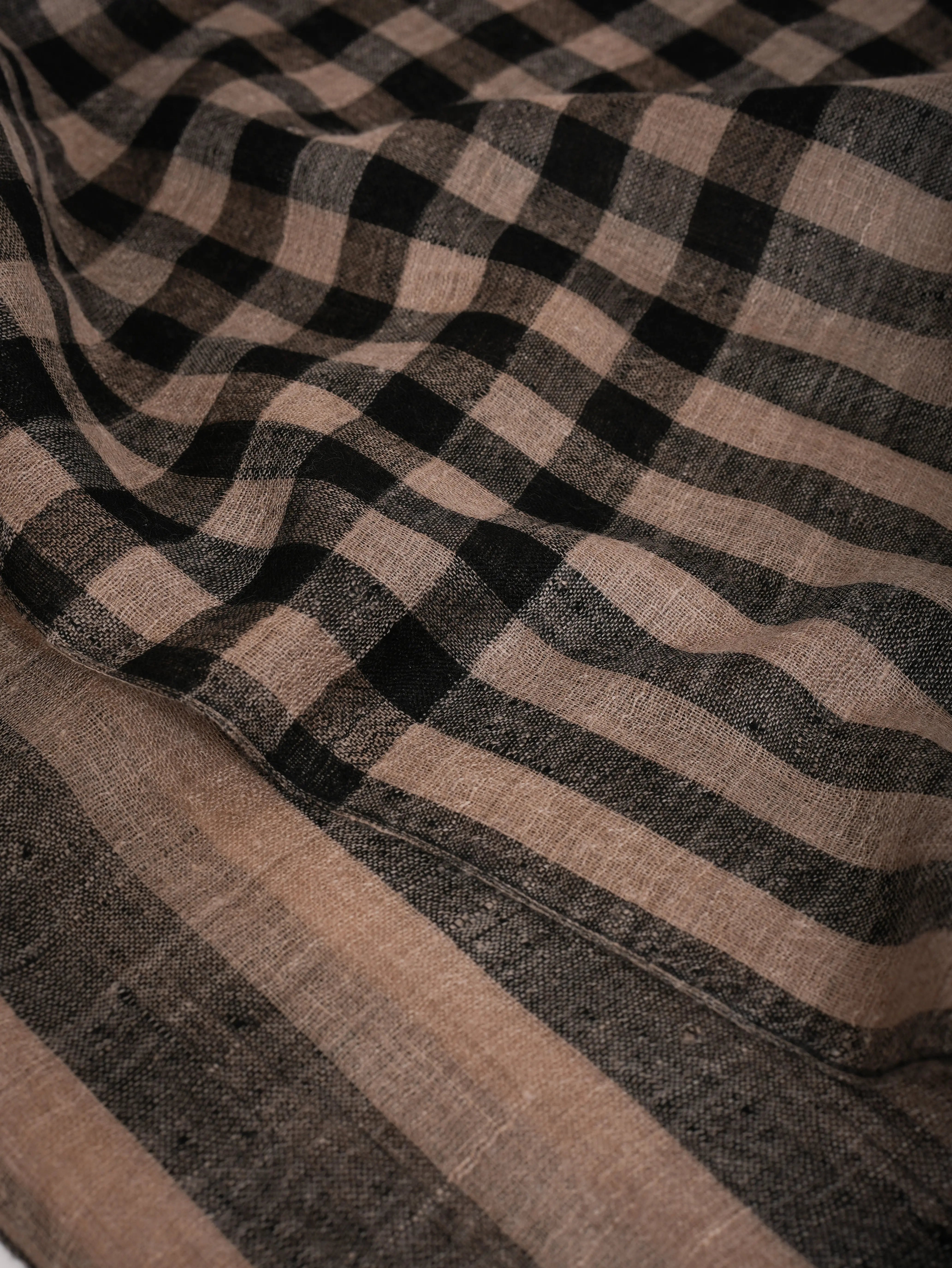 Black and Beige Dorukha Handwoven Pashmina Shawl Shahkaar
