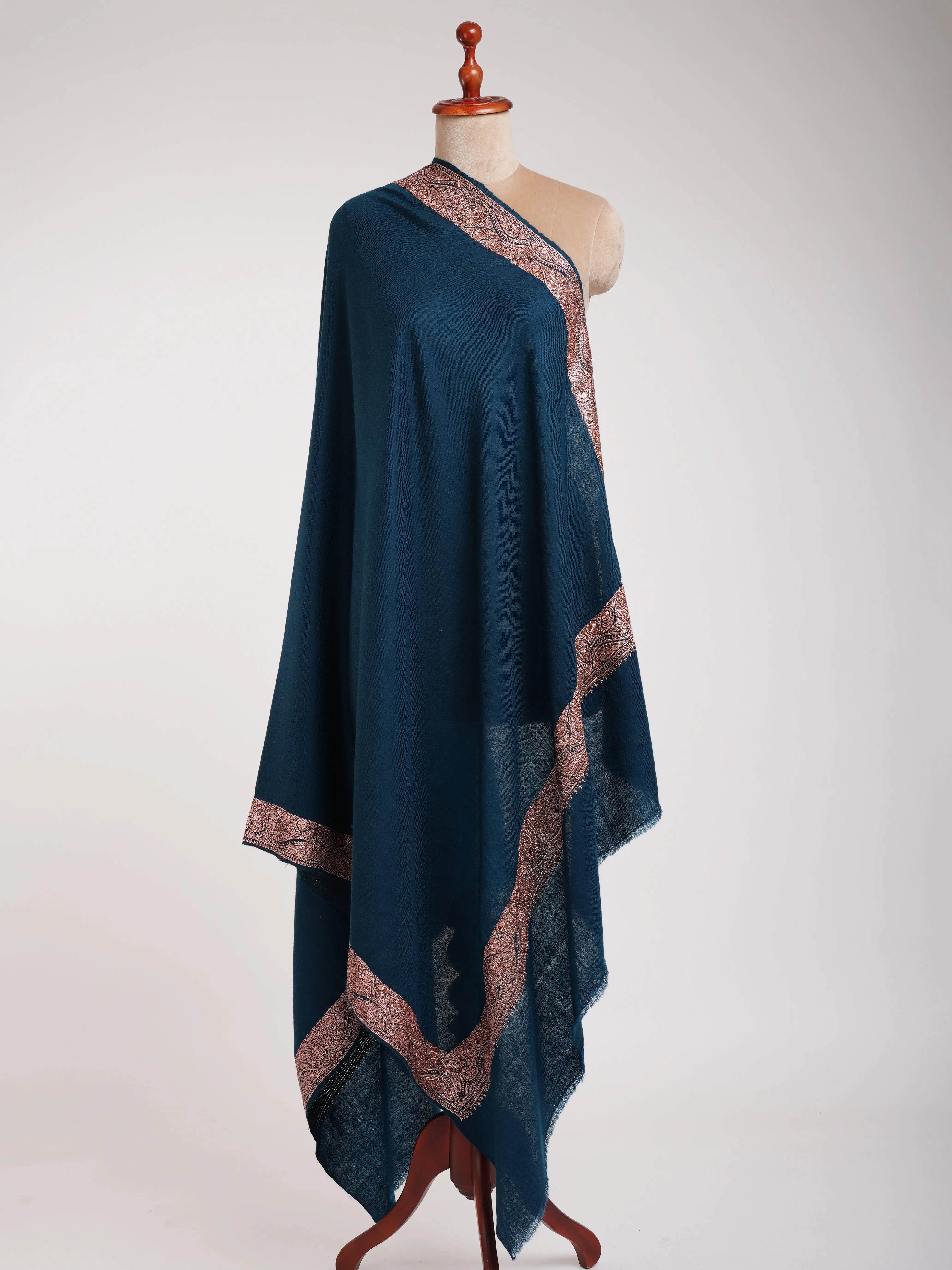 Blue Daurdar Tilla Embroidered Kashmiri Pashmina Shawl Shahkaar