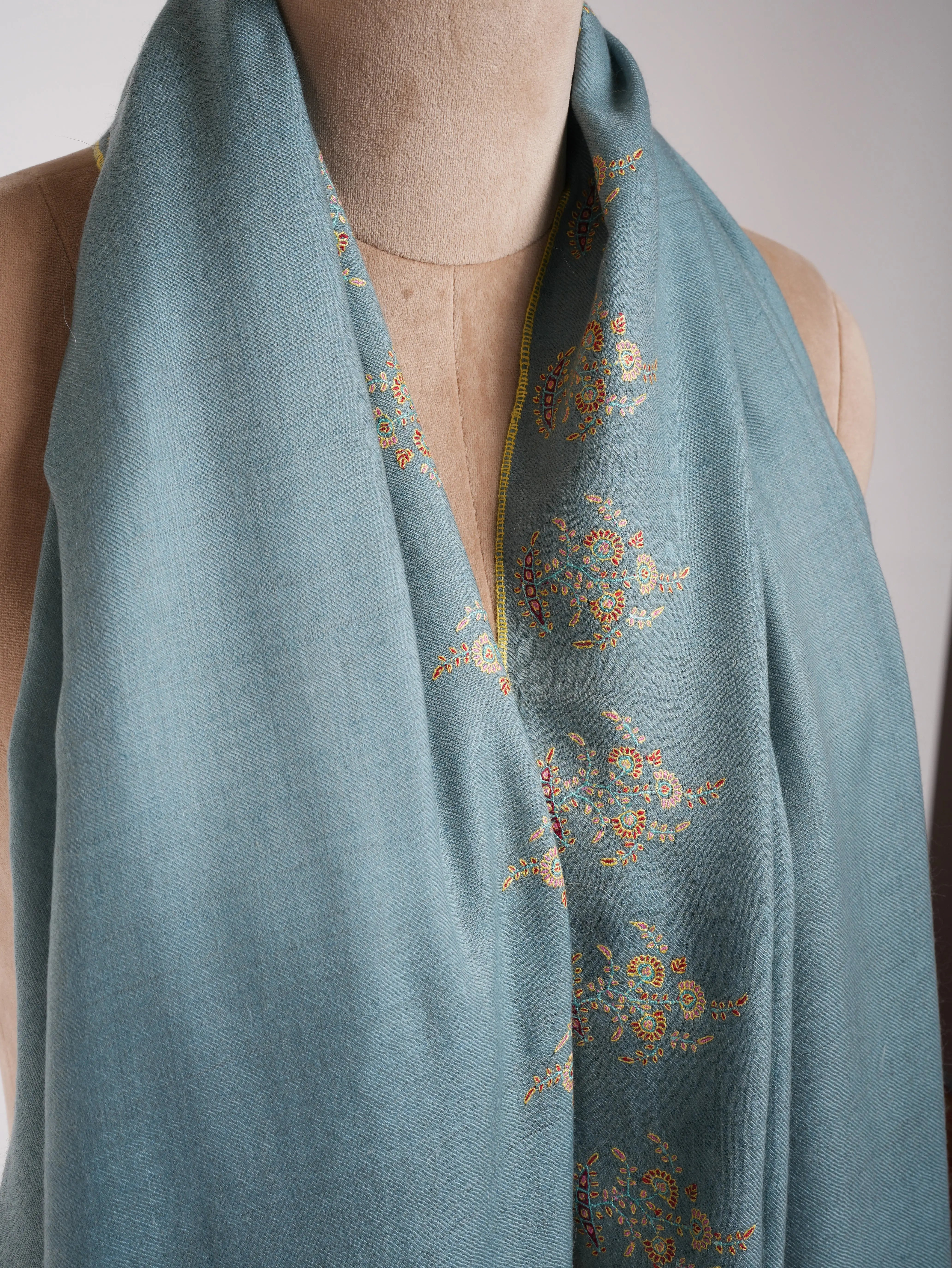 Blue and Black Palla Embroidered Kashmiri Pashmina Shawl Shahkaar