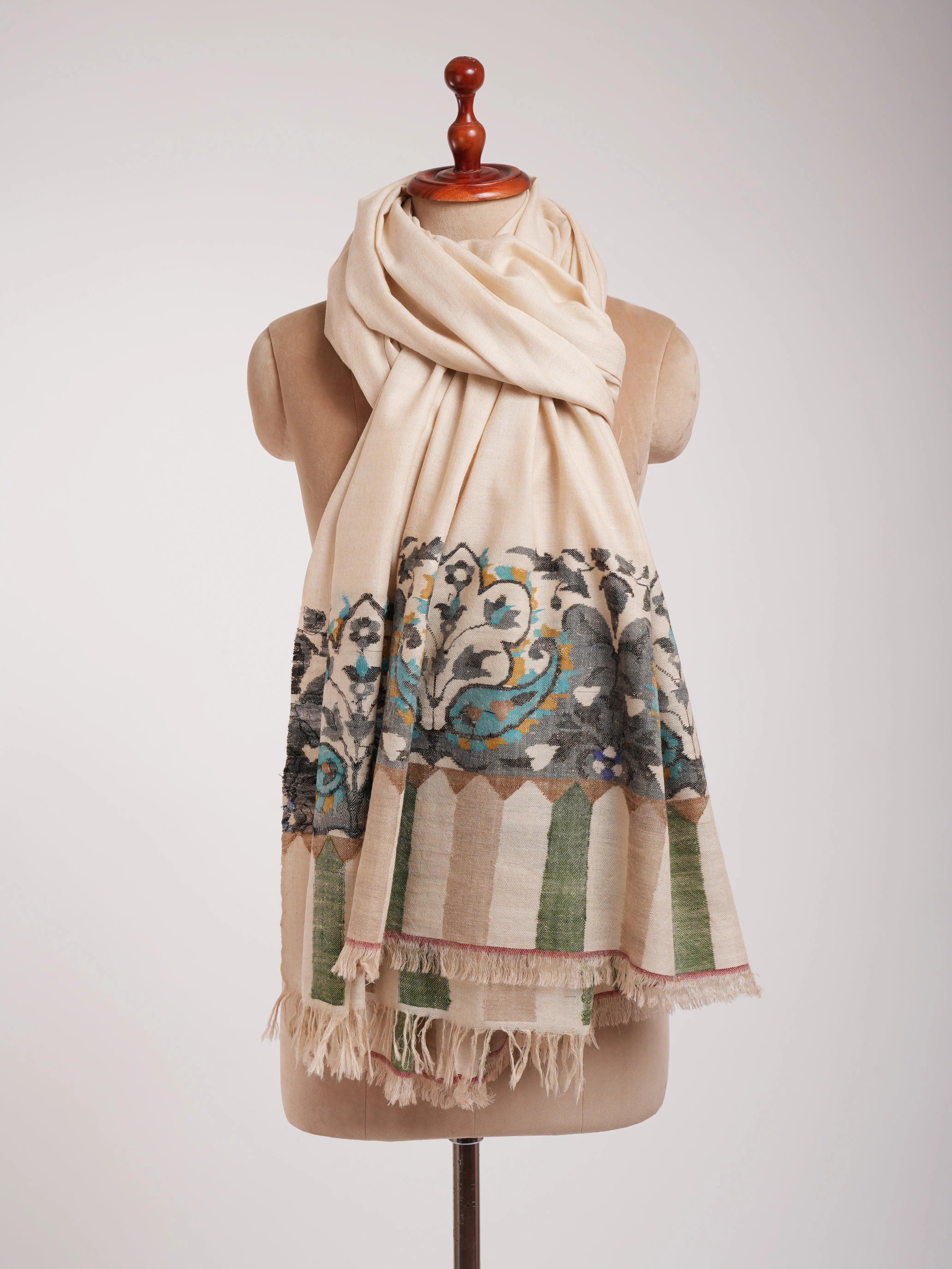 Bulky Oversized Pure Pashmina Kani Wrap Shahkaar