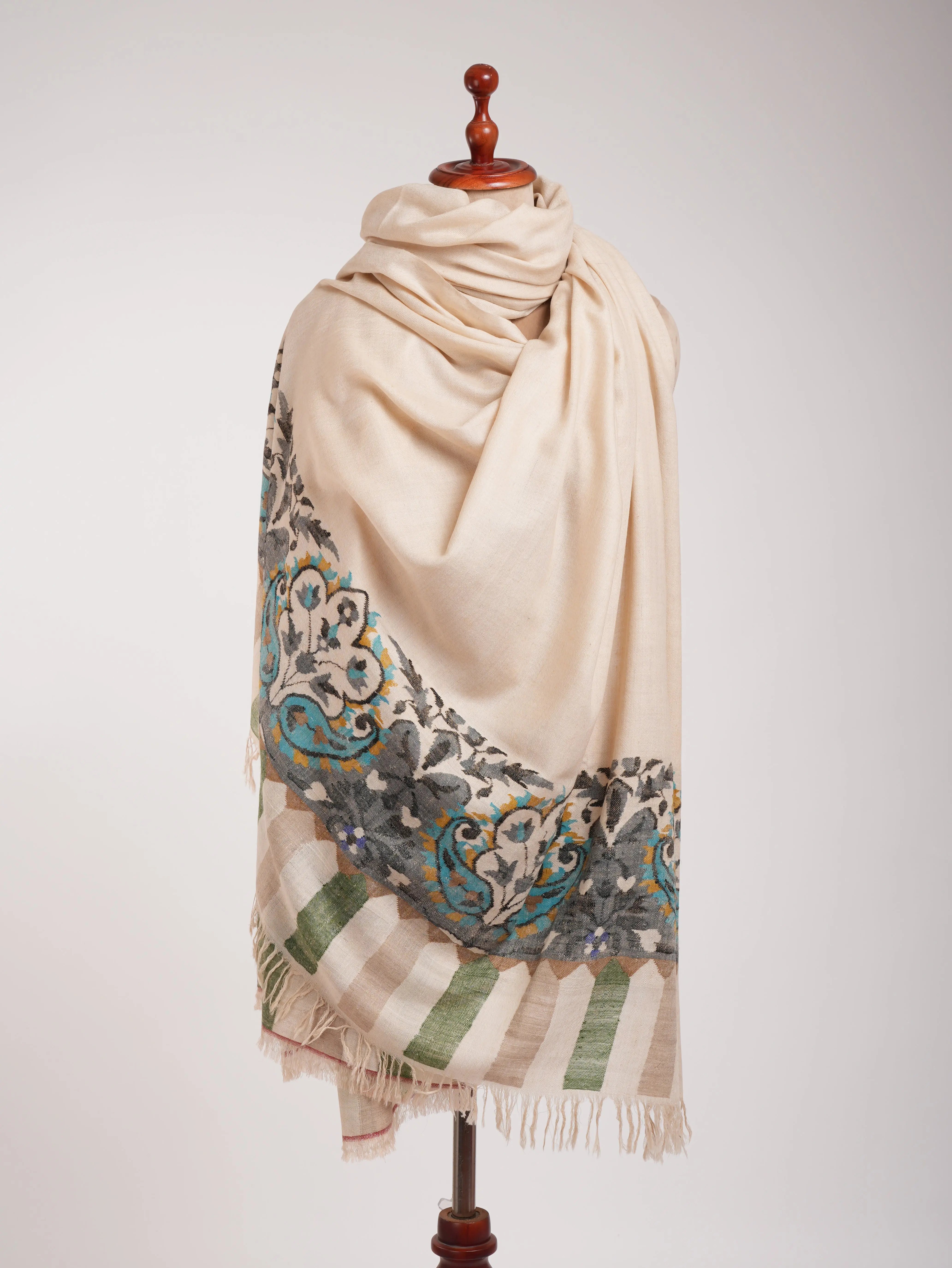 Bulky Oversized Pure Pashmina Kani Wrap Shahkaar