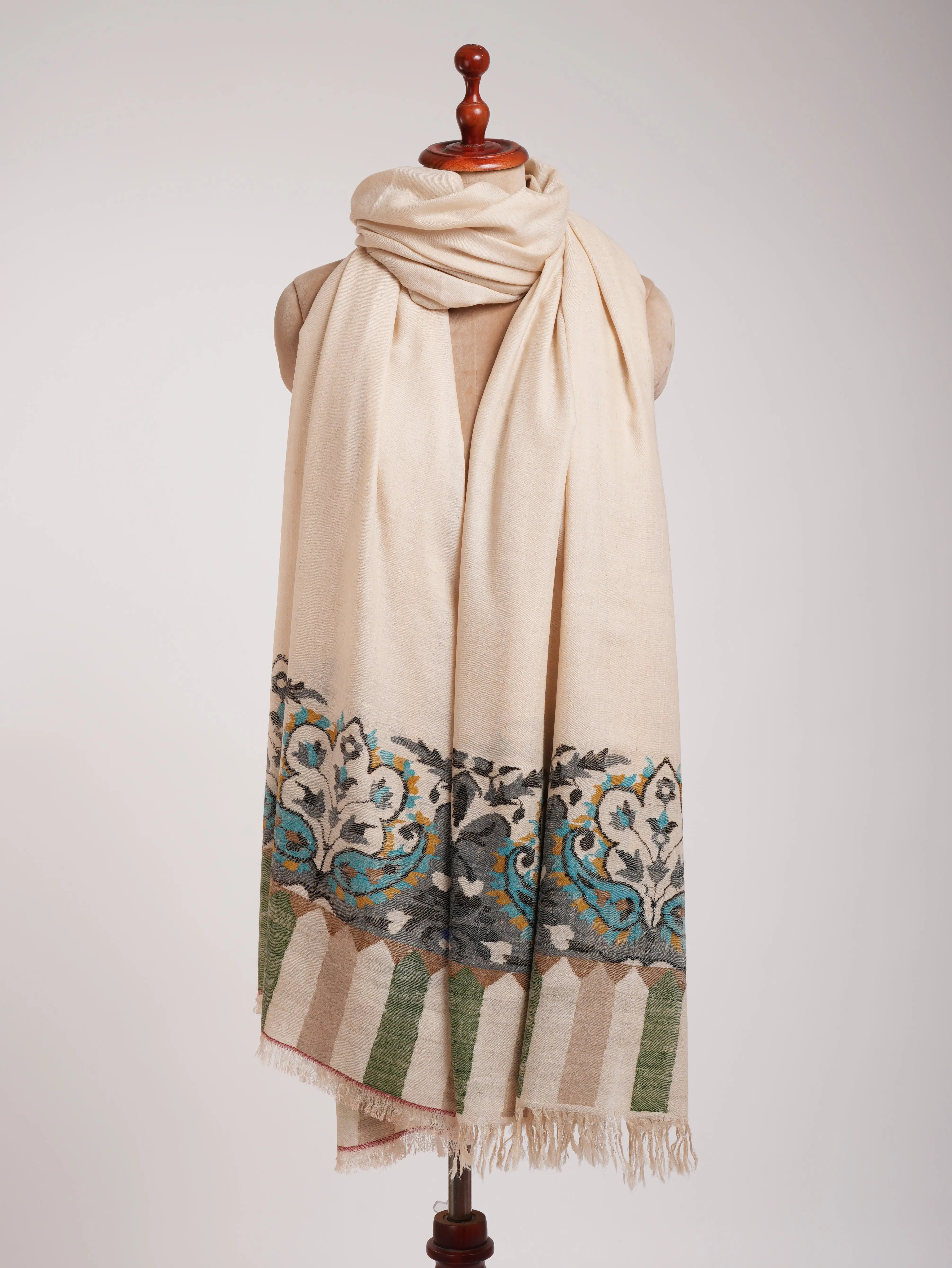 Bulky Oversized Pure Pashmina Kani Wrap Shahkaar