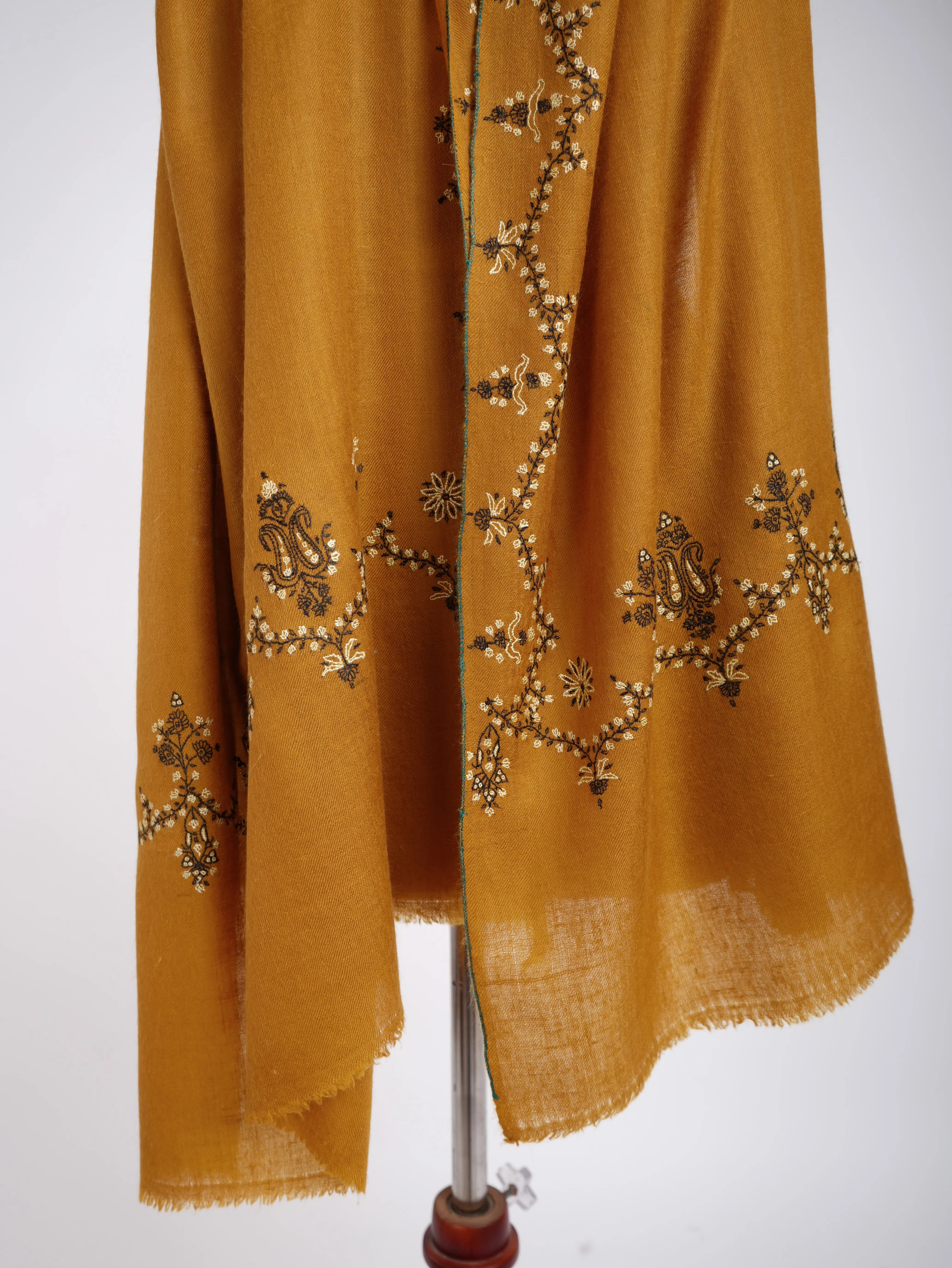 Cashmere Sozni Embroidered Indian Scarf Shahkaar