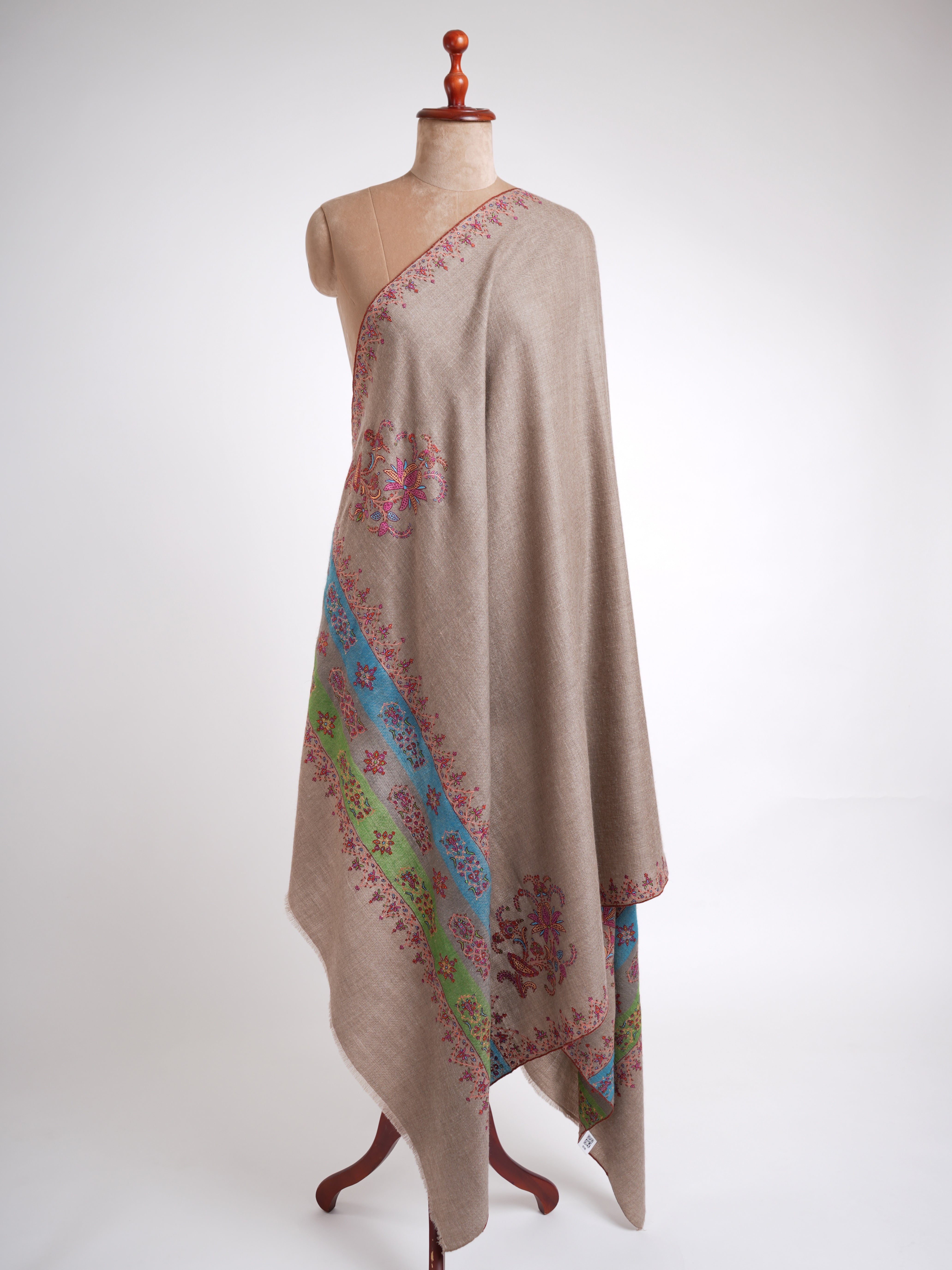 蓝色绿色和米色Pashmina披肩