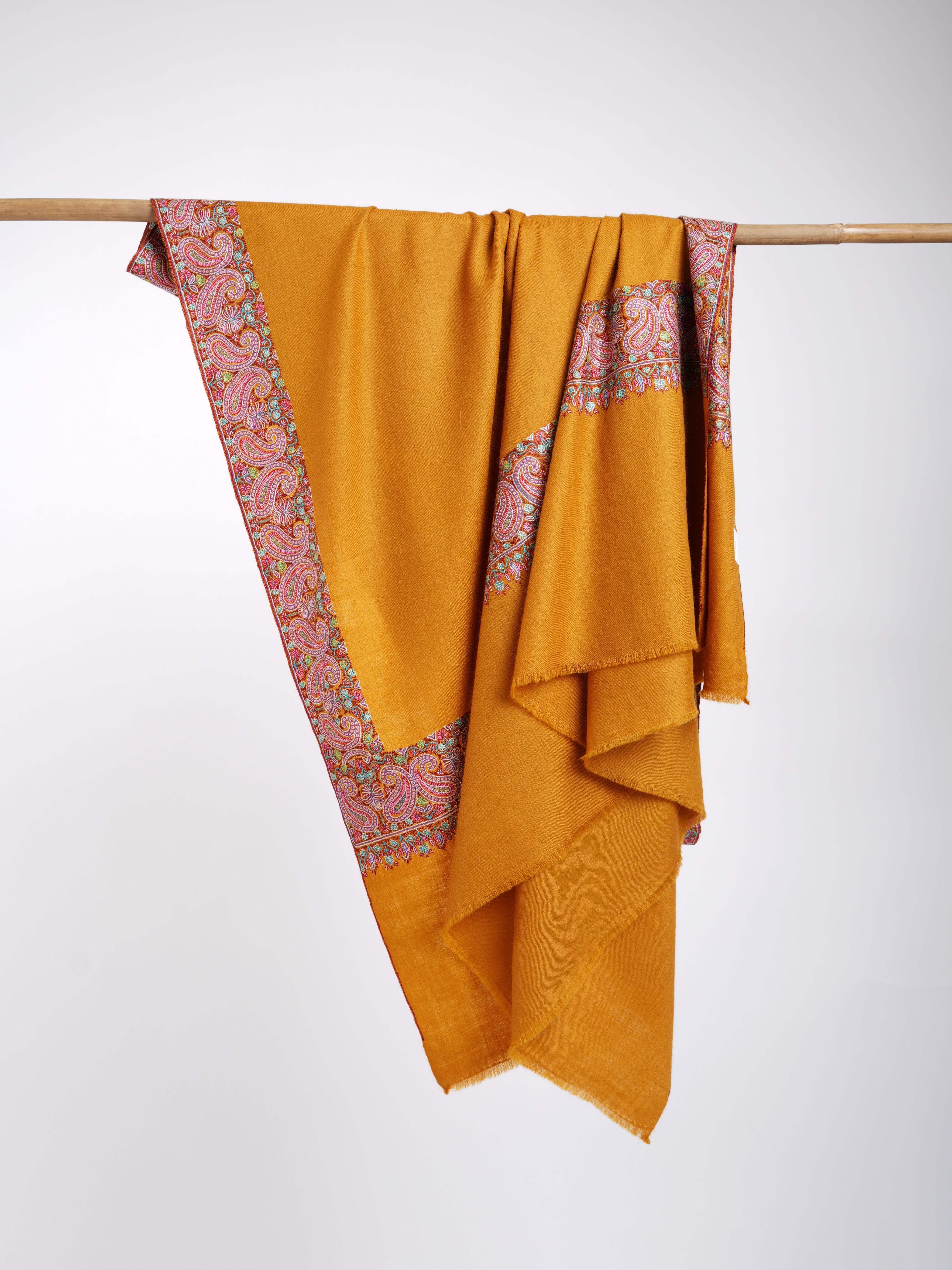 Royal Paisley Sozni Hand Embroidered Pashmina Shawl Shahkaar