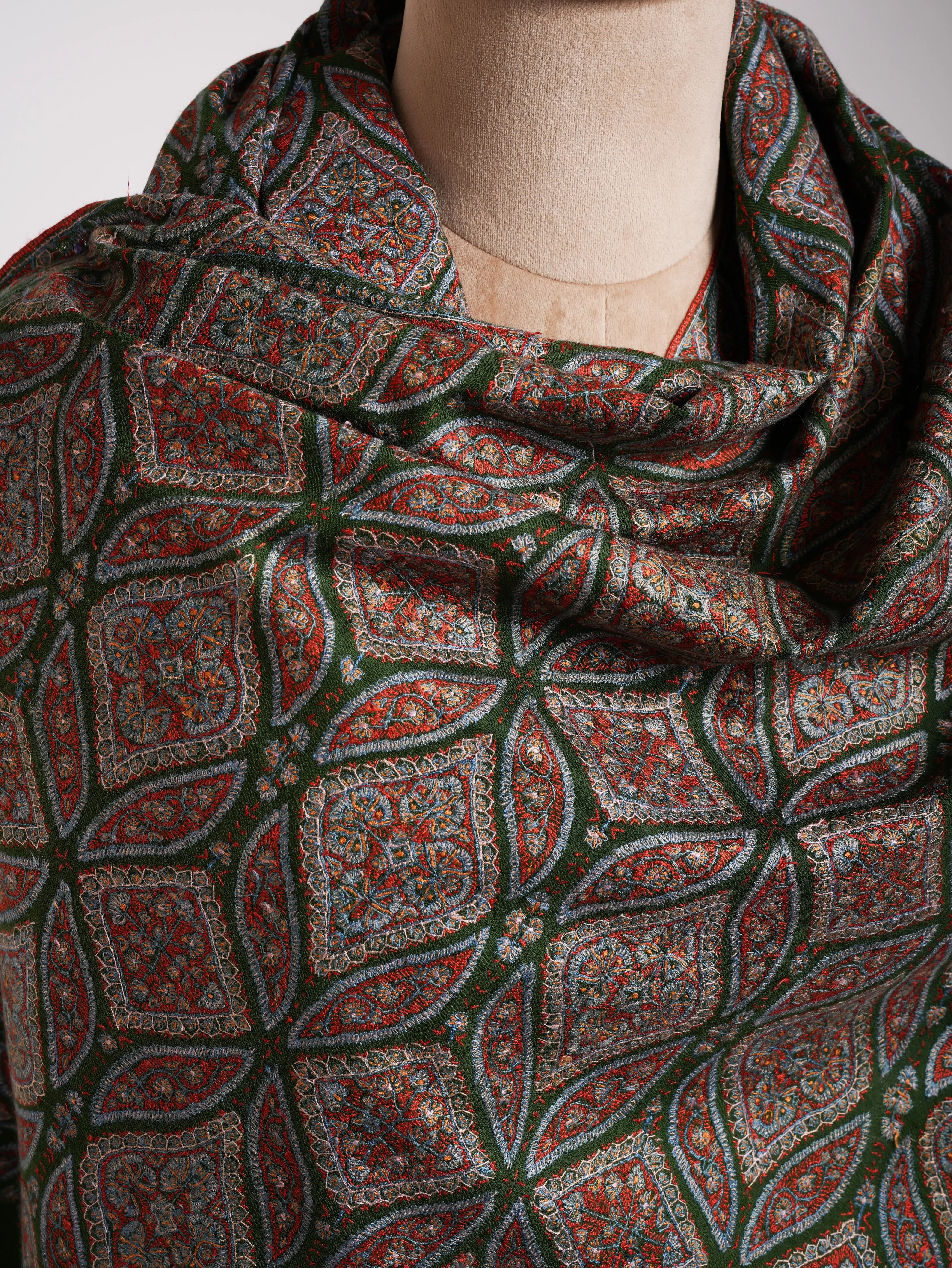 Dark Green Sozni Embroidered Pashmina Jamavar Shawl Shahkaar