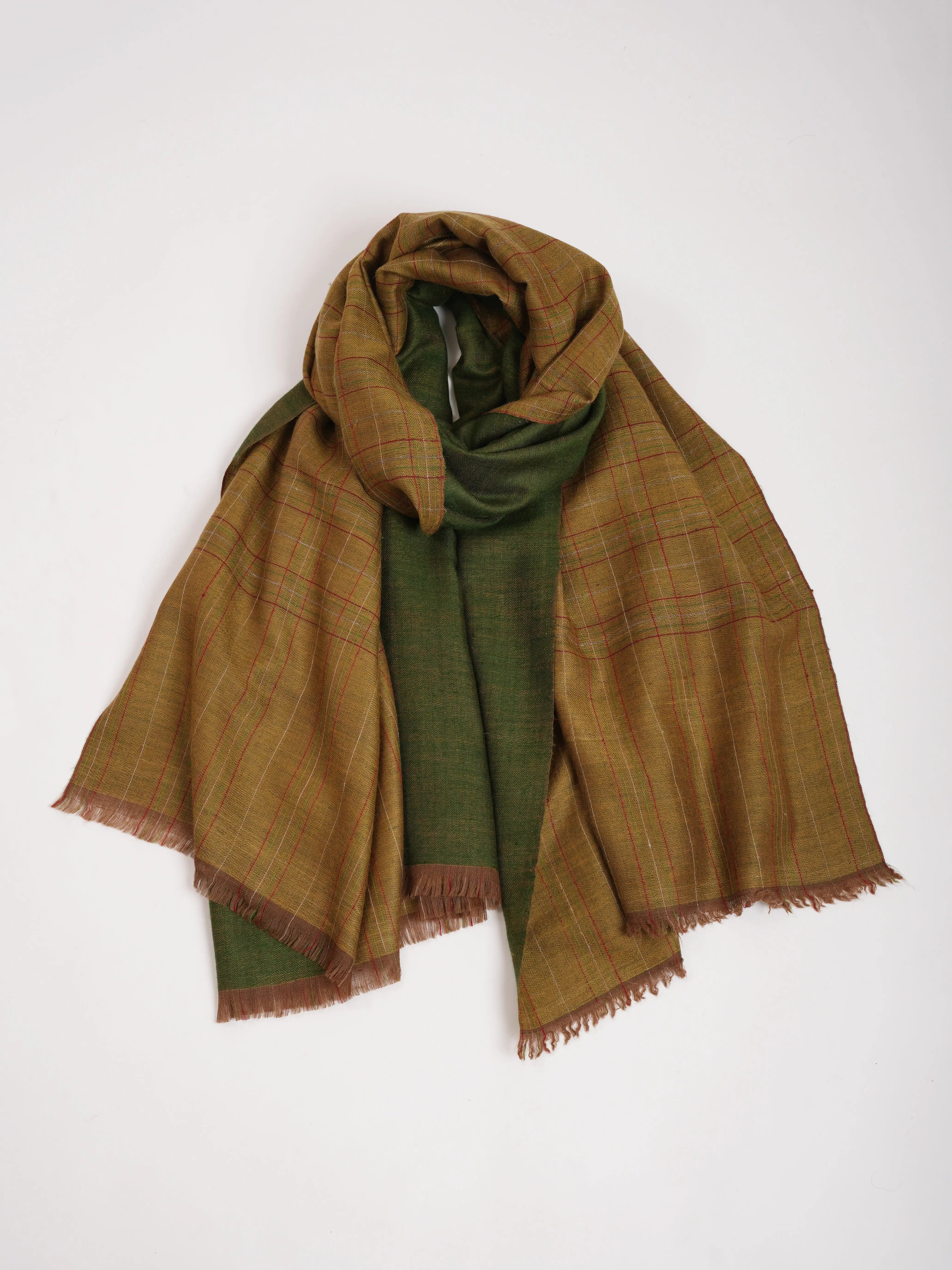 Dual shade Soft Handwoven Kashmiri Pashmina Shawl Shahkaar