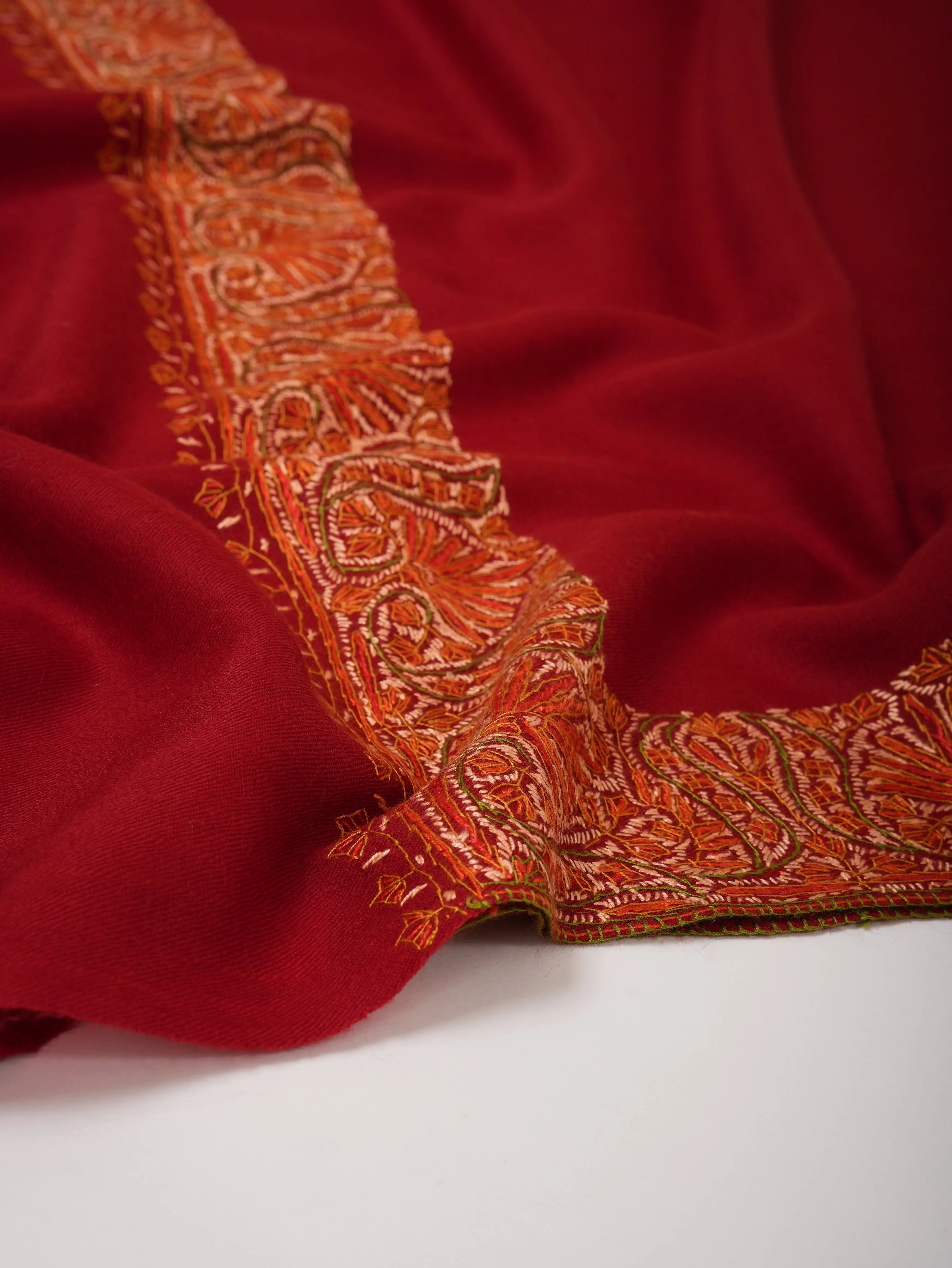 Embroidered Daurdar Woolen Shawl from Kashmir Shahkaar
