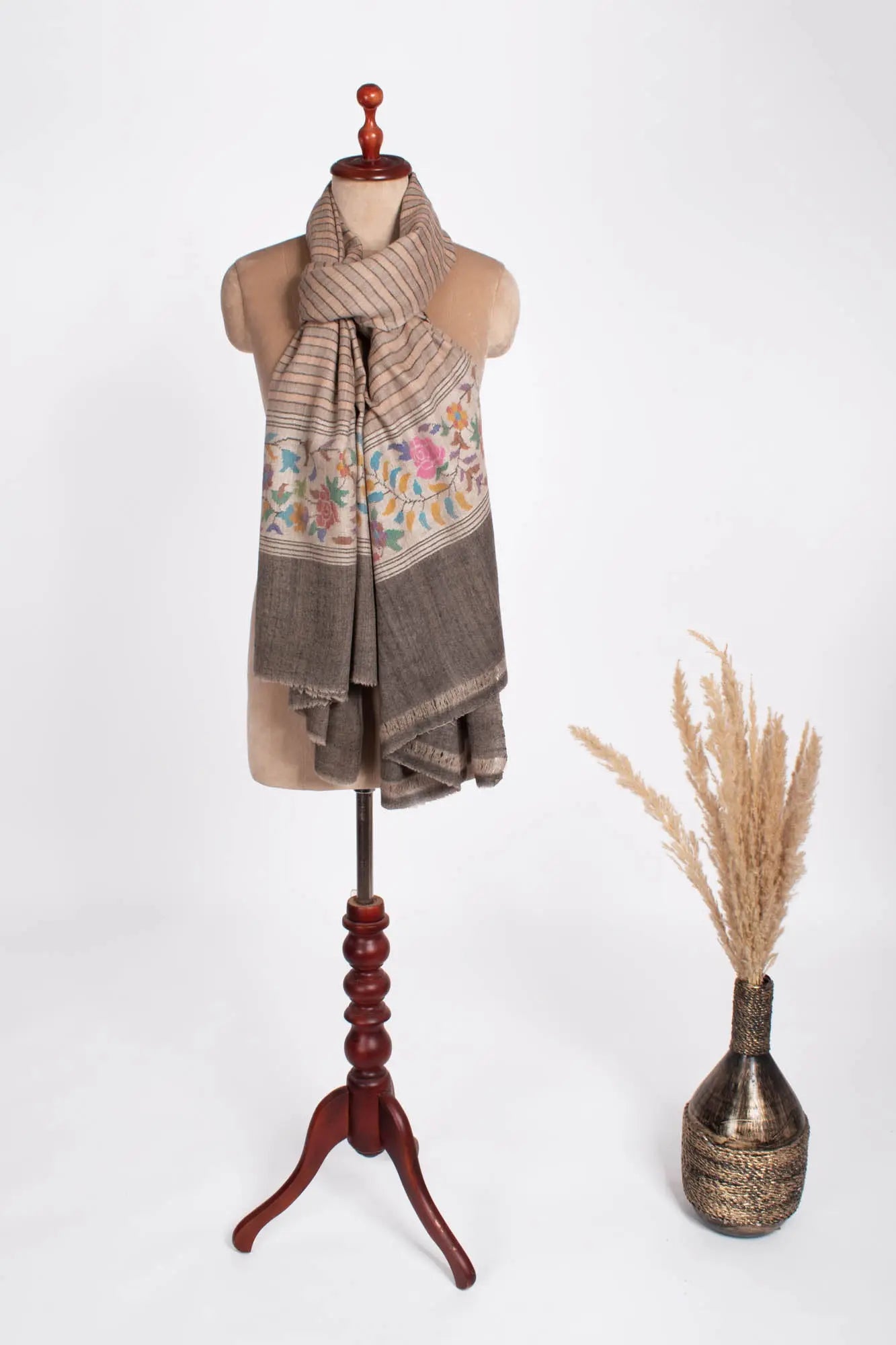 Floral Kani Pashmina Shawl with Stripes - GLOBE Shahkaar