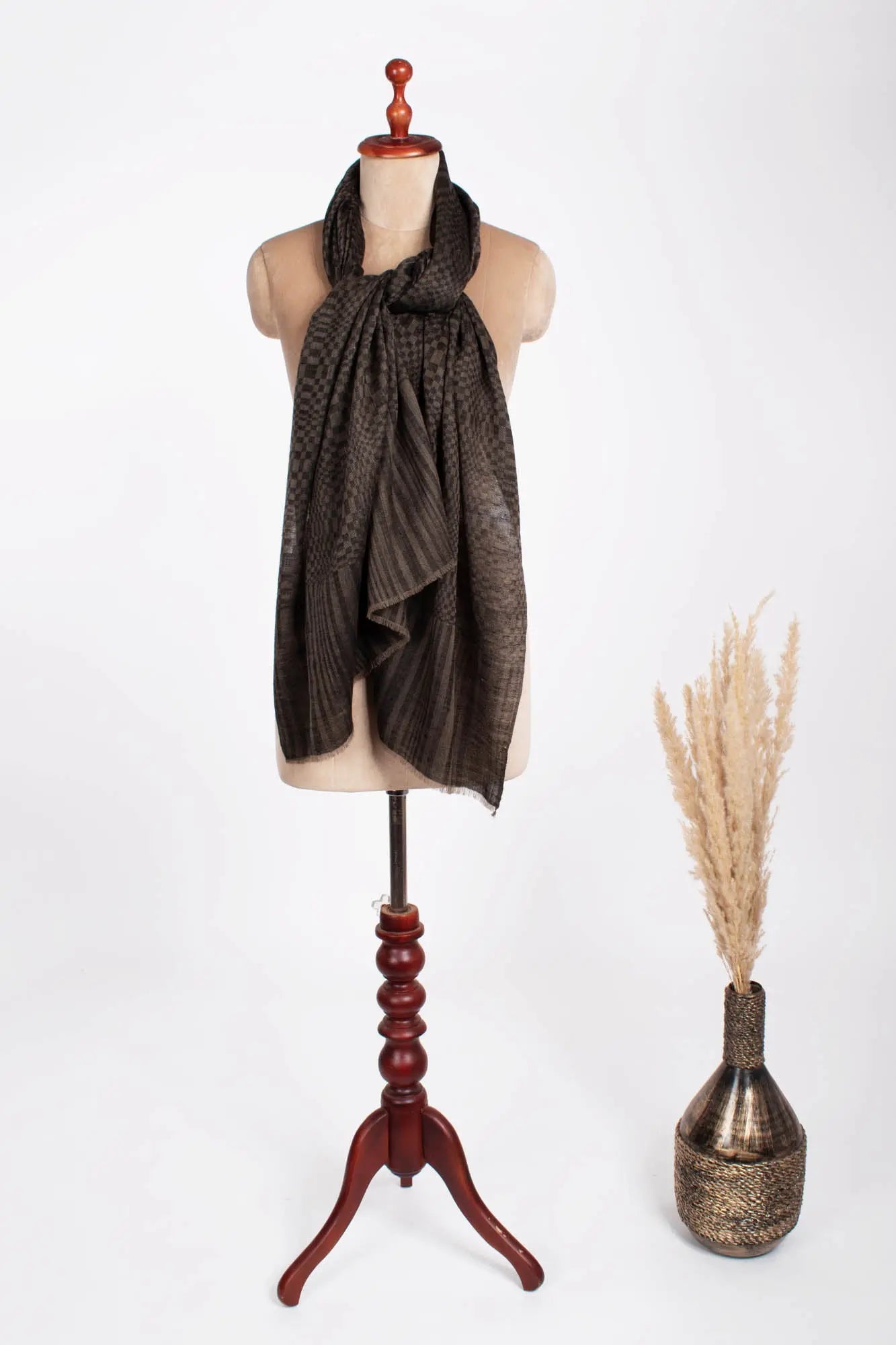 Football Texture Weave Lightweight Black Beige Cashmere Wrap - NORWALK Shahkaar