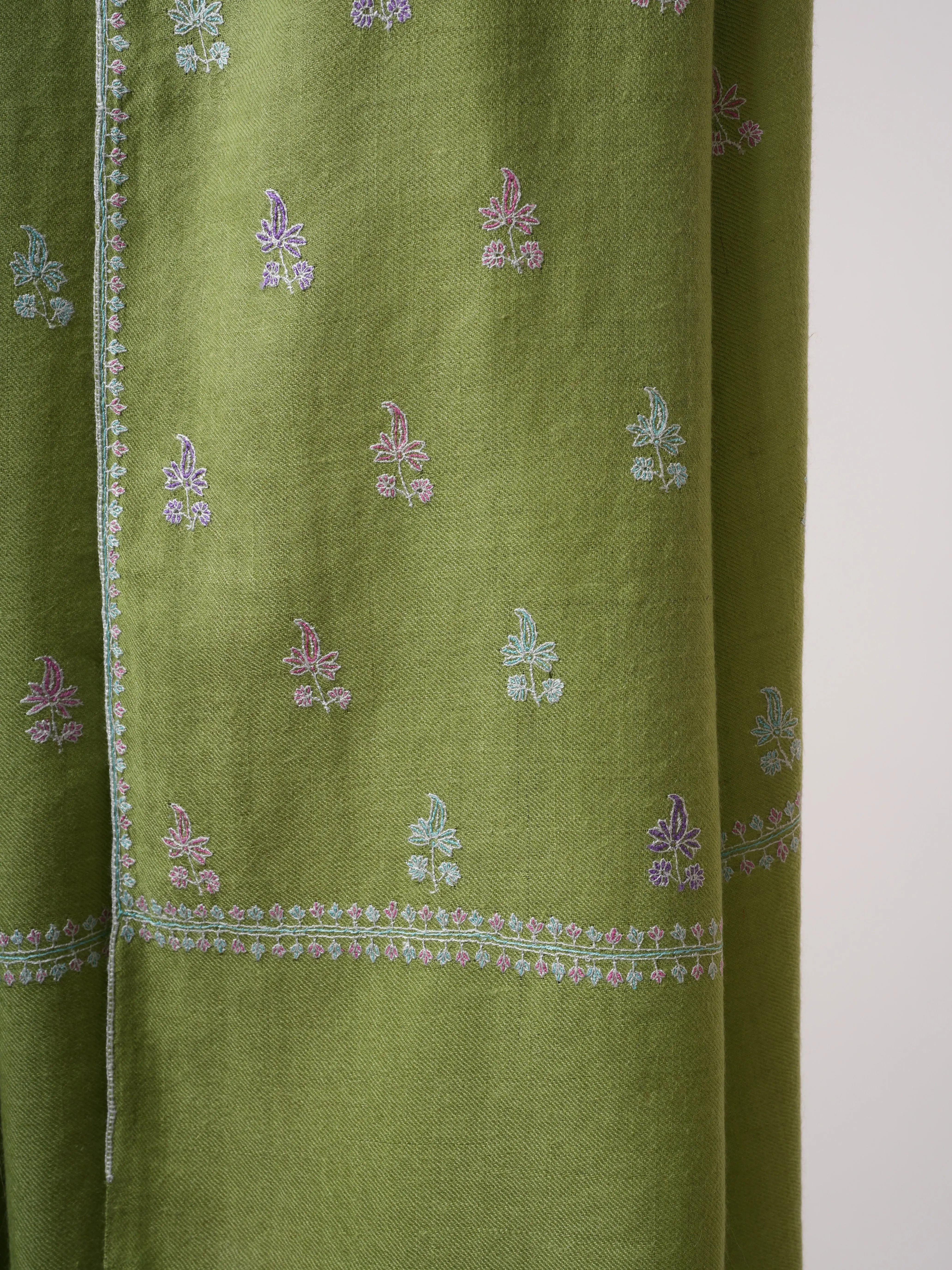 Green Kashmiri Pashmina Shawl with Fine Buteh Embroidery Shahkaar