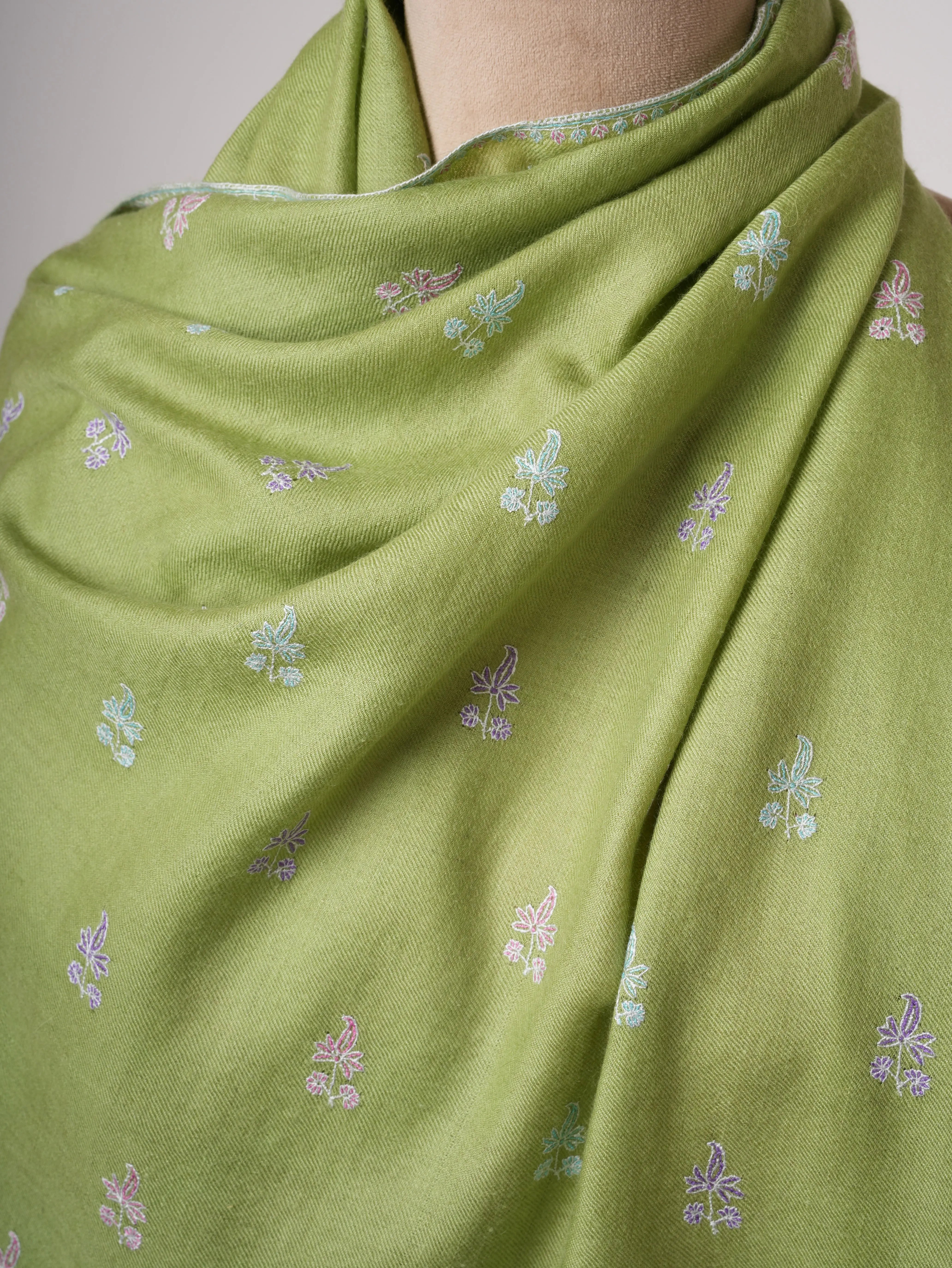 Green Kashmiri Pashmina Shawl with Fine Buteh Embroidery Shahkaar