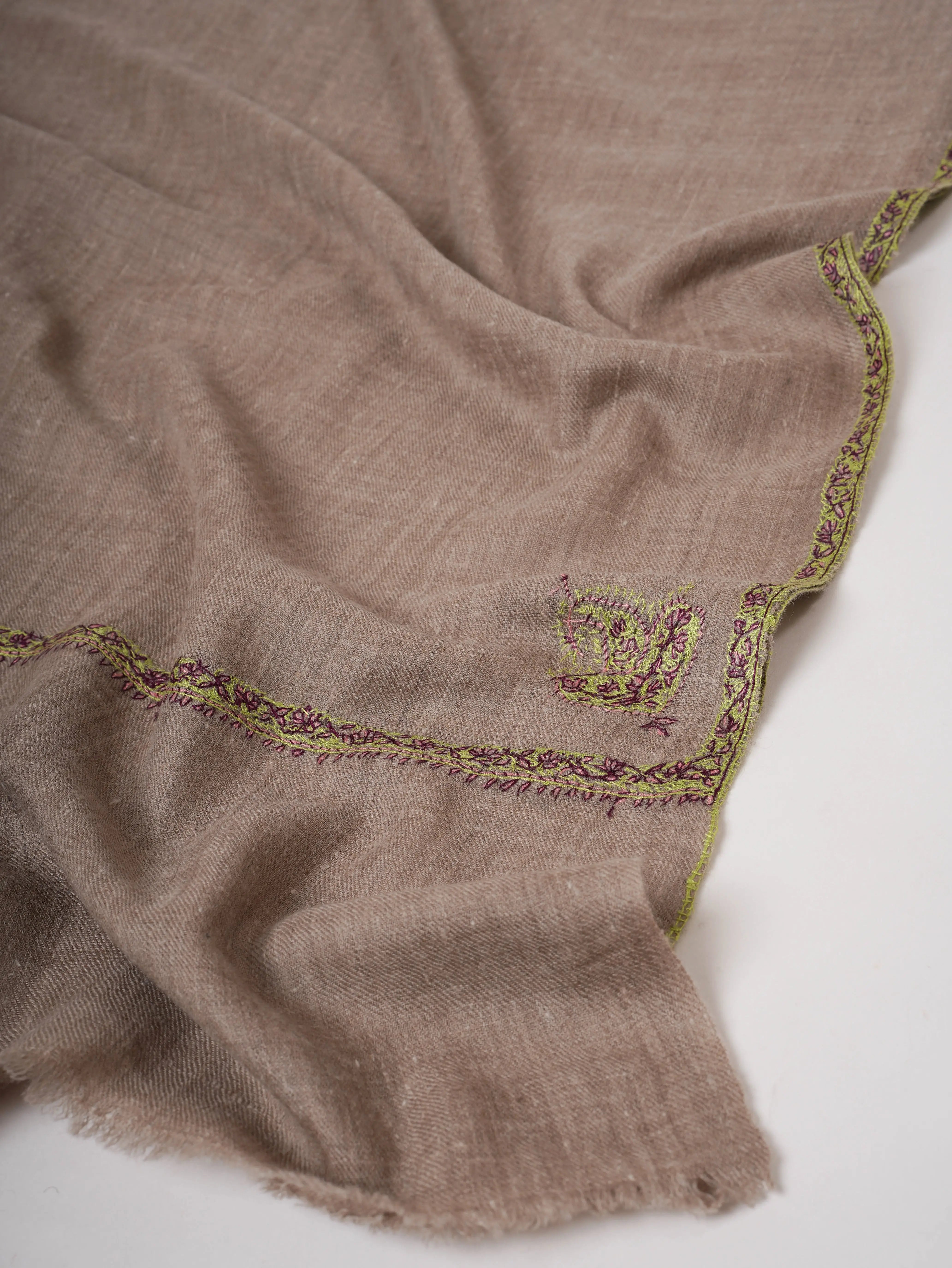 Grey Baby Soft Cashmere Scarf with Bail Embroidery – Handloomed Shahkaar