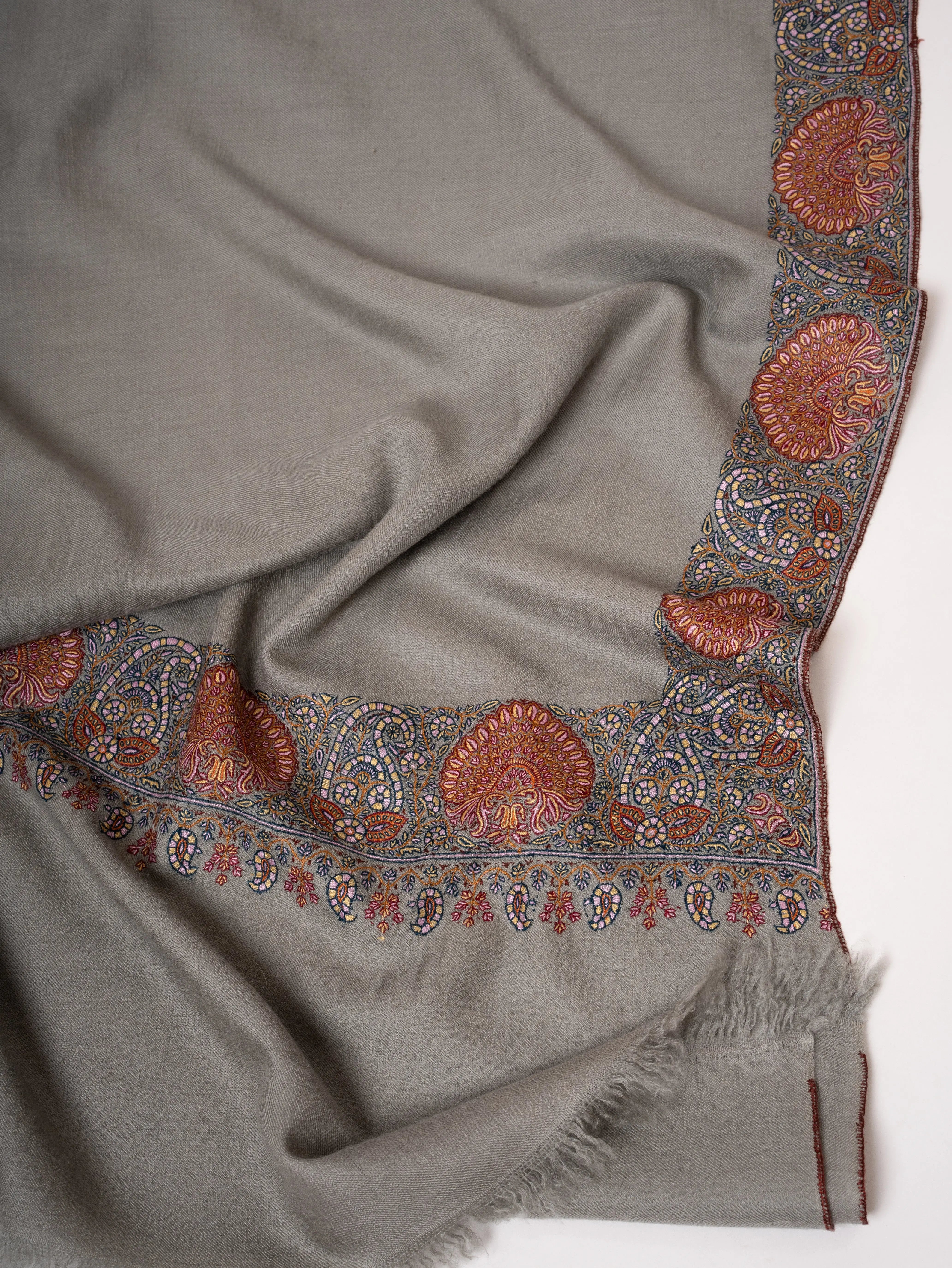Grey Daur Dar Handloomed Pashmina Shawl Fine Sozni Embroidery Shahkaar