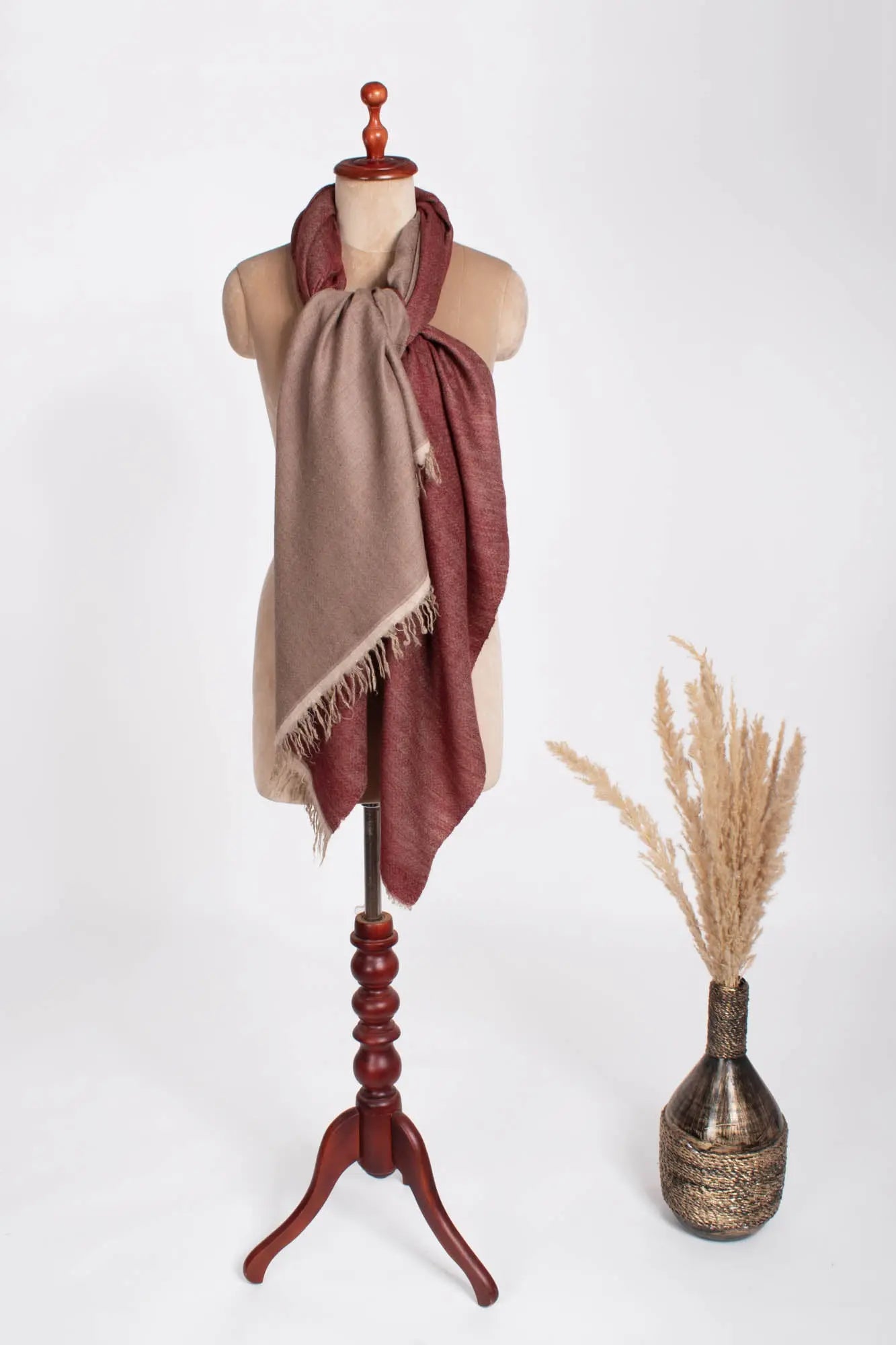 Hand Spun Red and Beige Dual Shade Pashmina Shawl - PRESCOTT Shahkaar