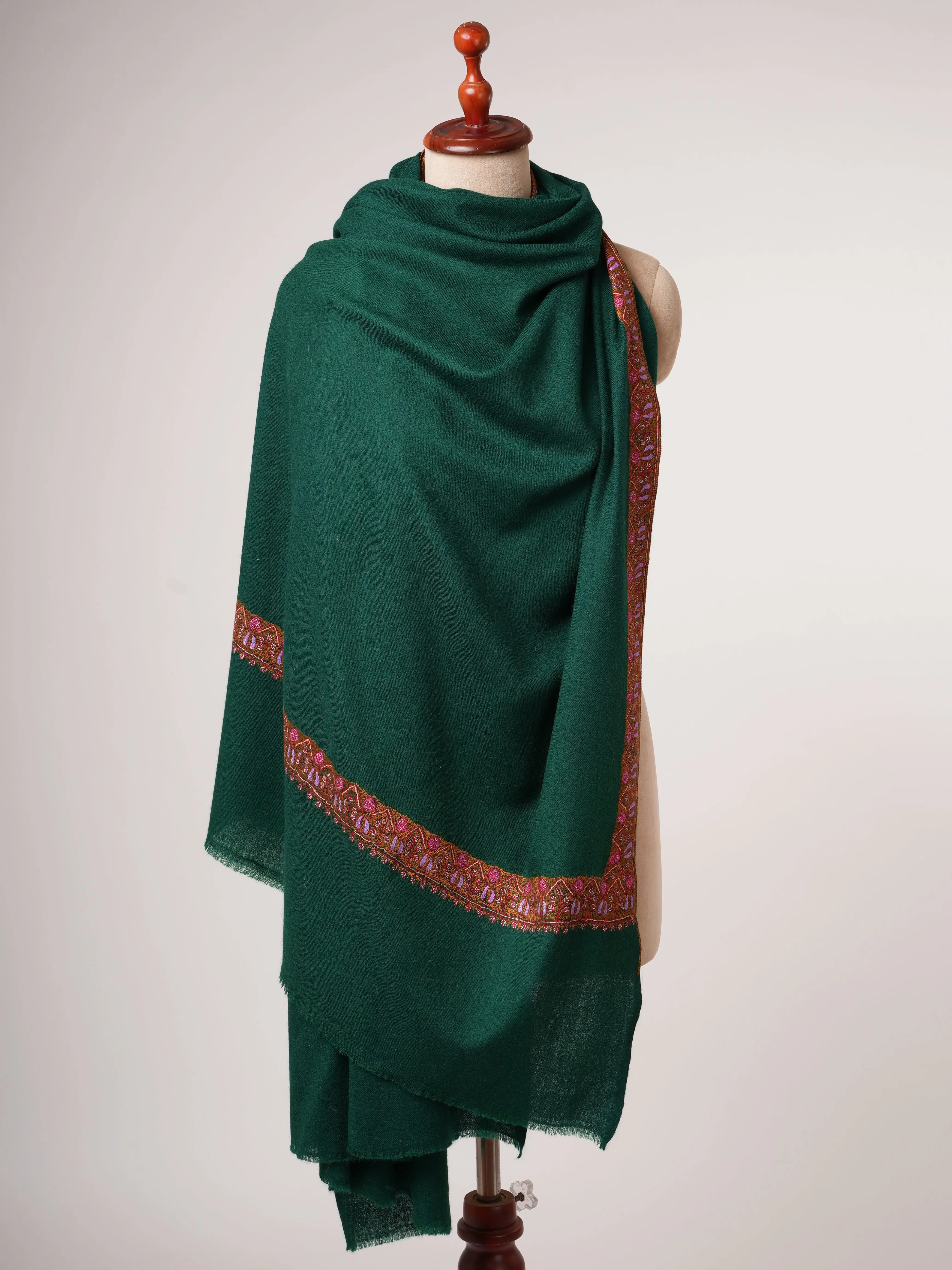 Hand embroidered Green Neemdaur Woolen Kashmiri Shawl Shahkaar