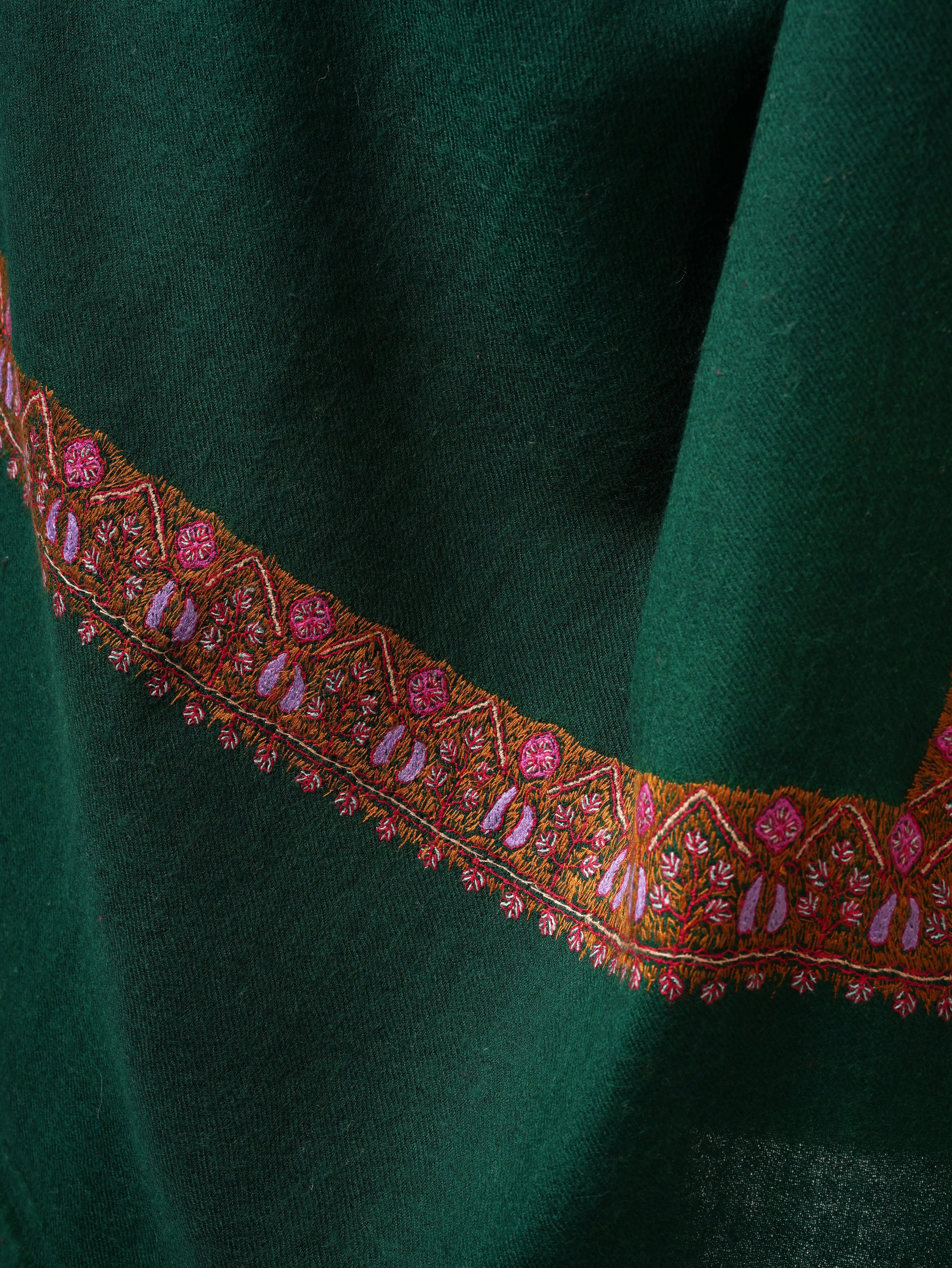 Hand embroidered Green Neemdaur Woolen Kashmiri Shawl Shahkaar