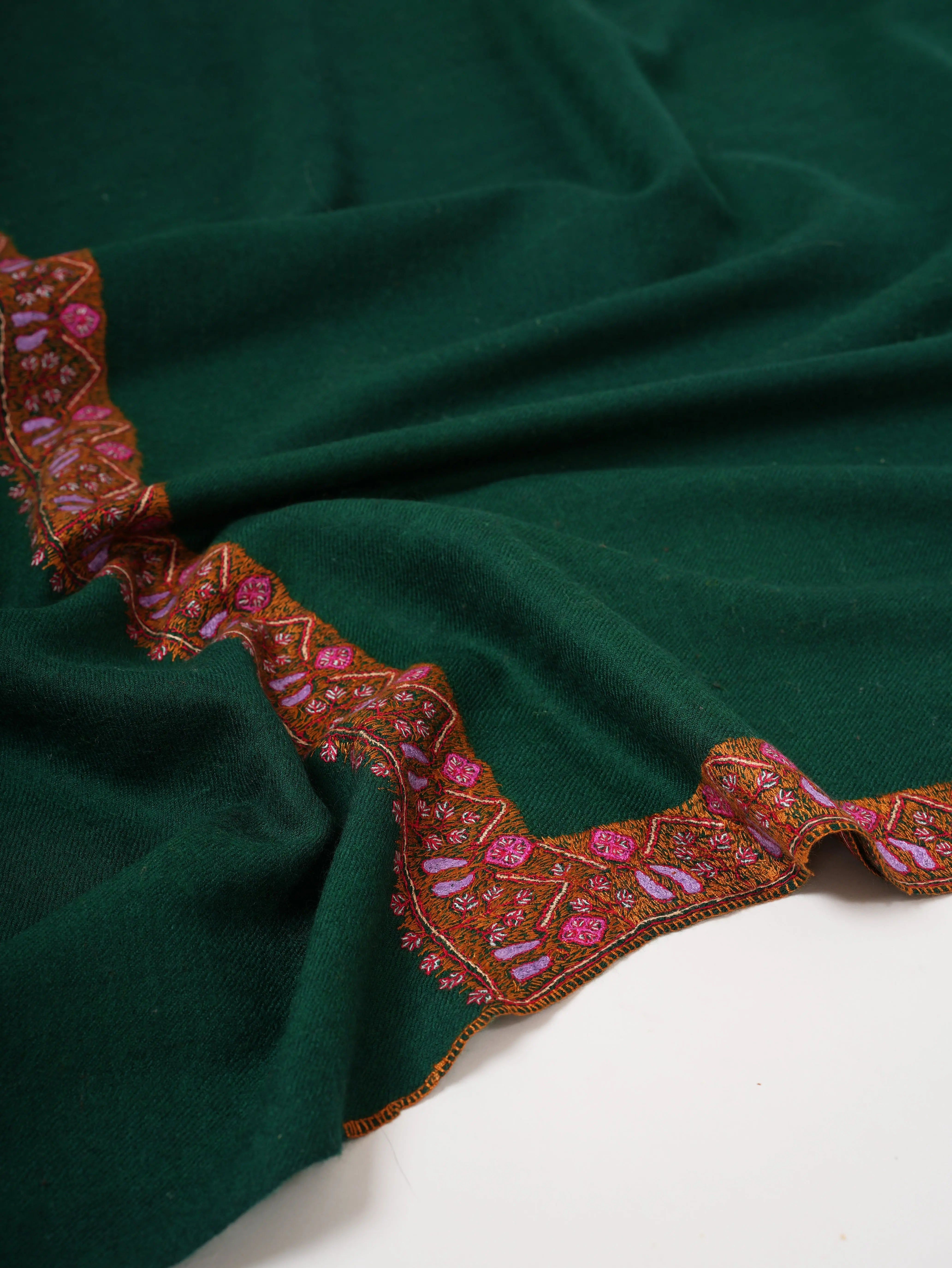 Hand embroidered Green Neemdaur Woolen Kashmiri Shawl Shahkaar