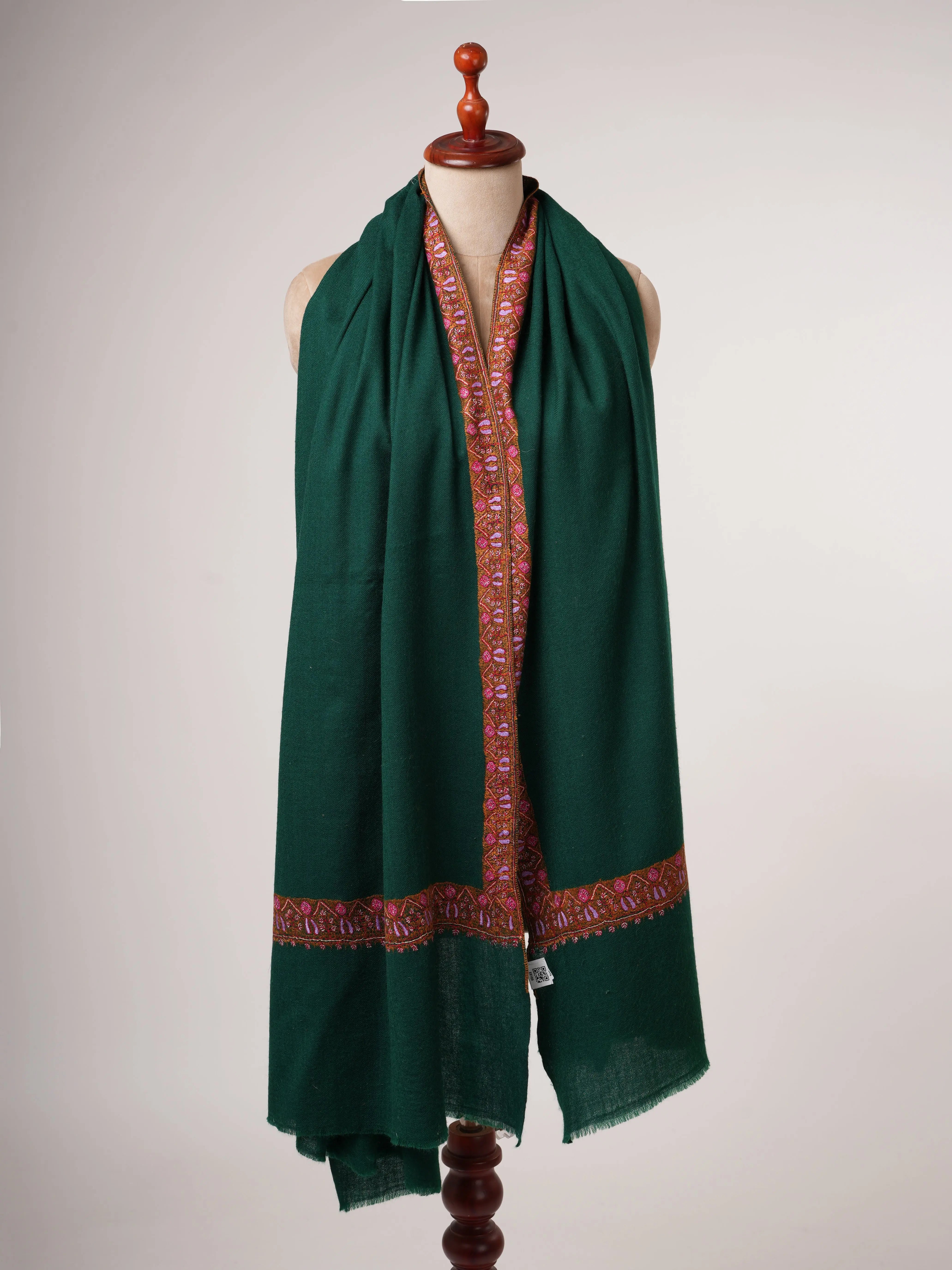 Hand embroidered Green Neemdaur Woolen Kashmiri Shawl Shahkaar
