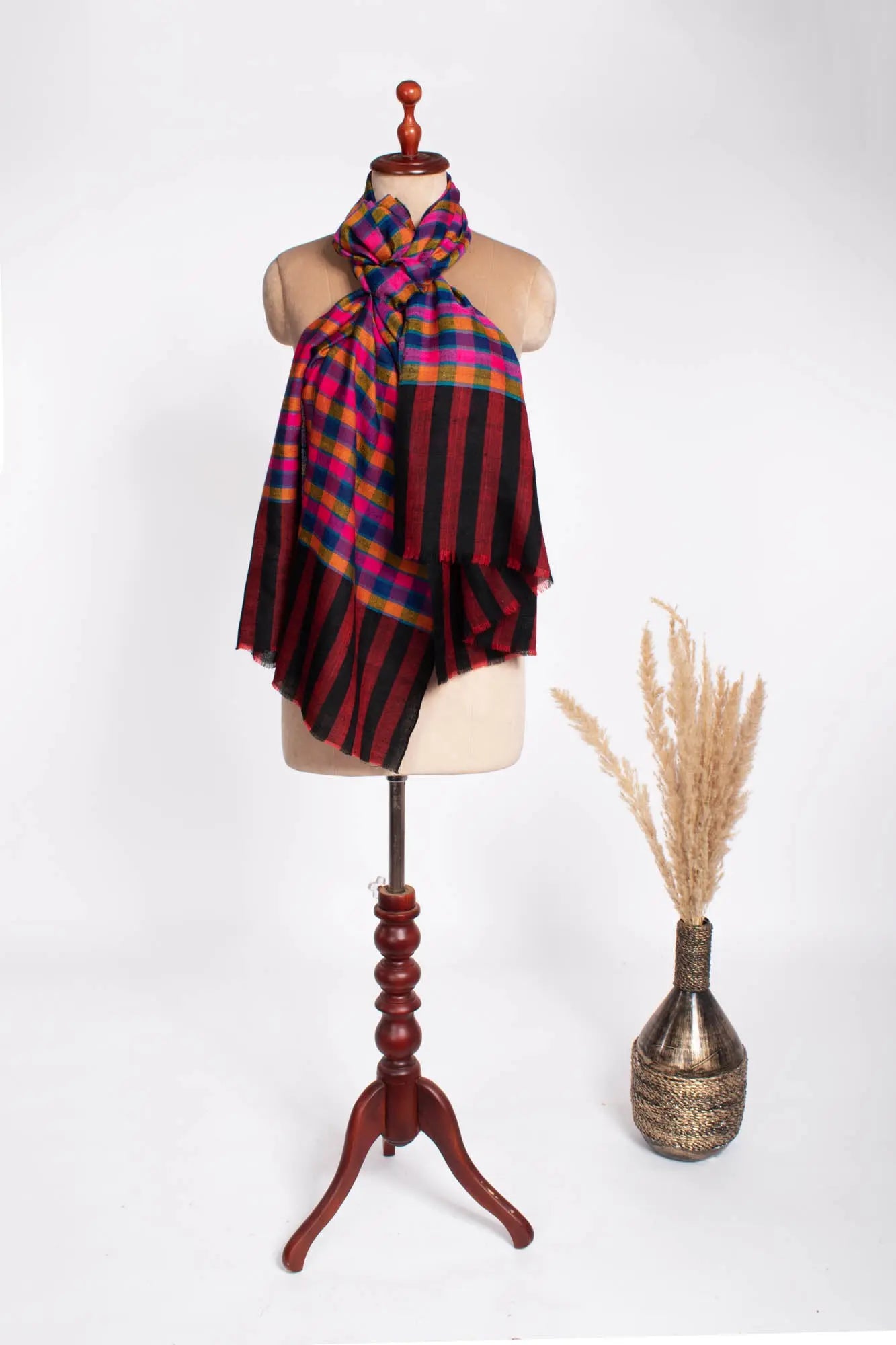 Handloomed Cashmere Stole- EPPING Shahkaar
