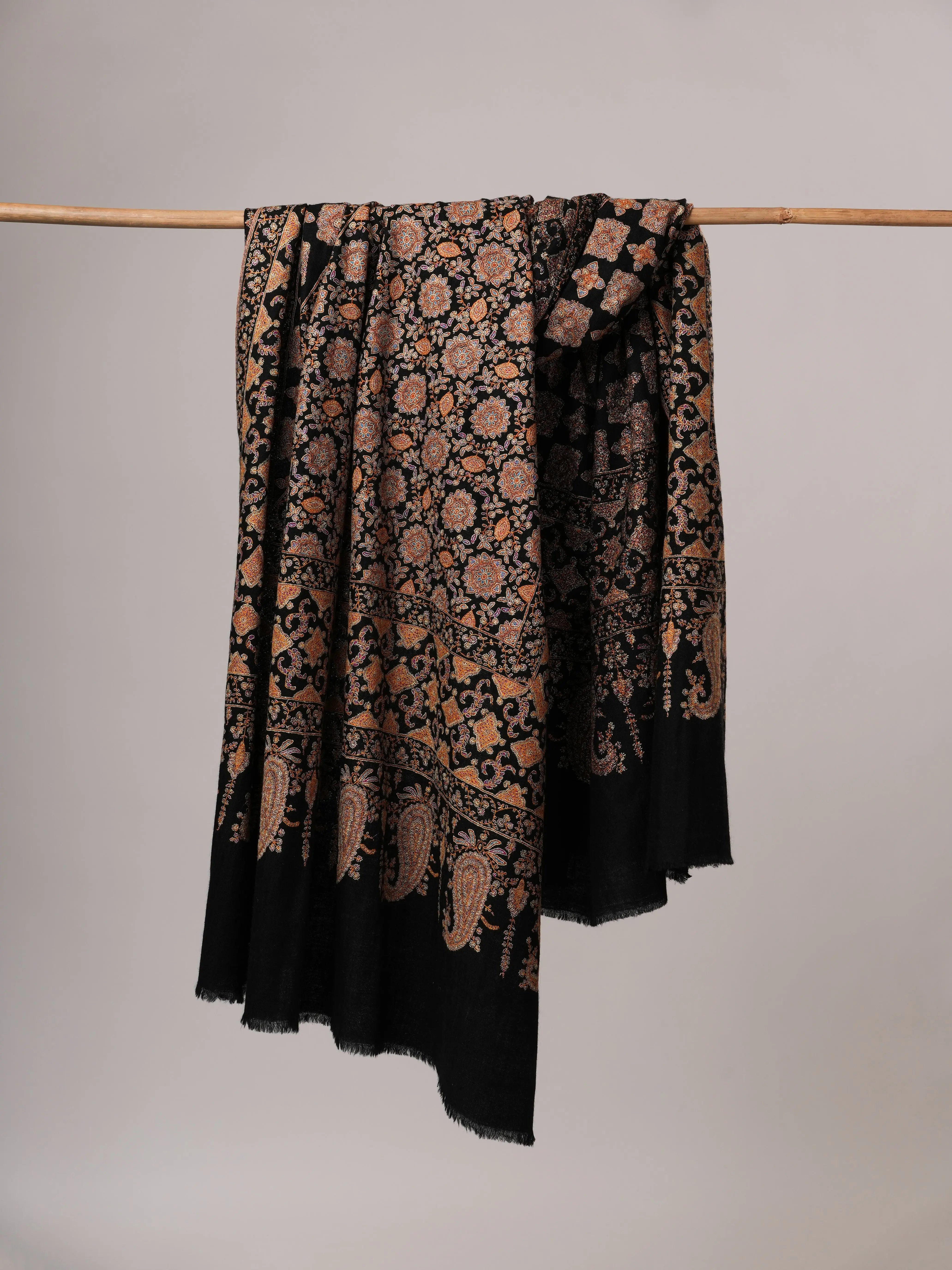 Handspun Black Sozni Jamavar Pashmina Shawl Shahkaar