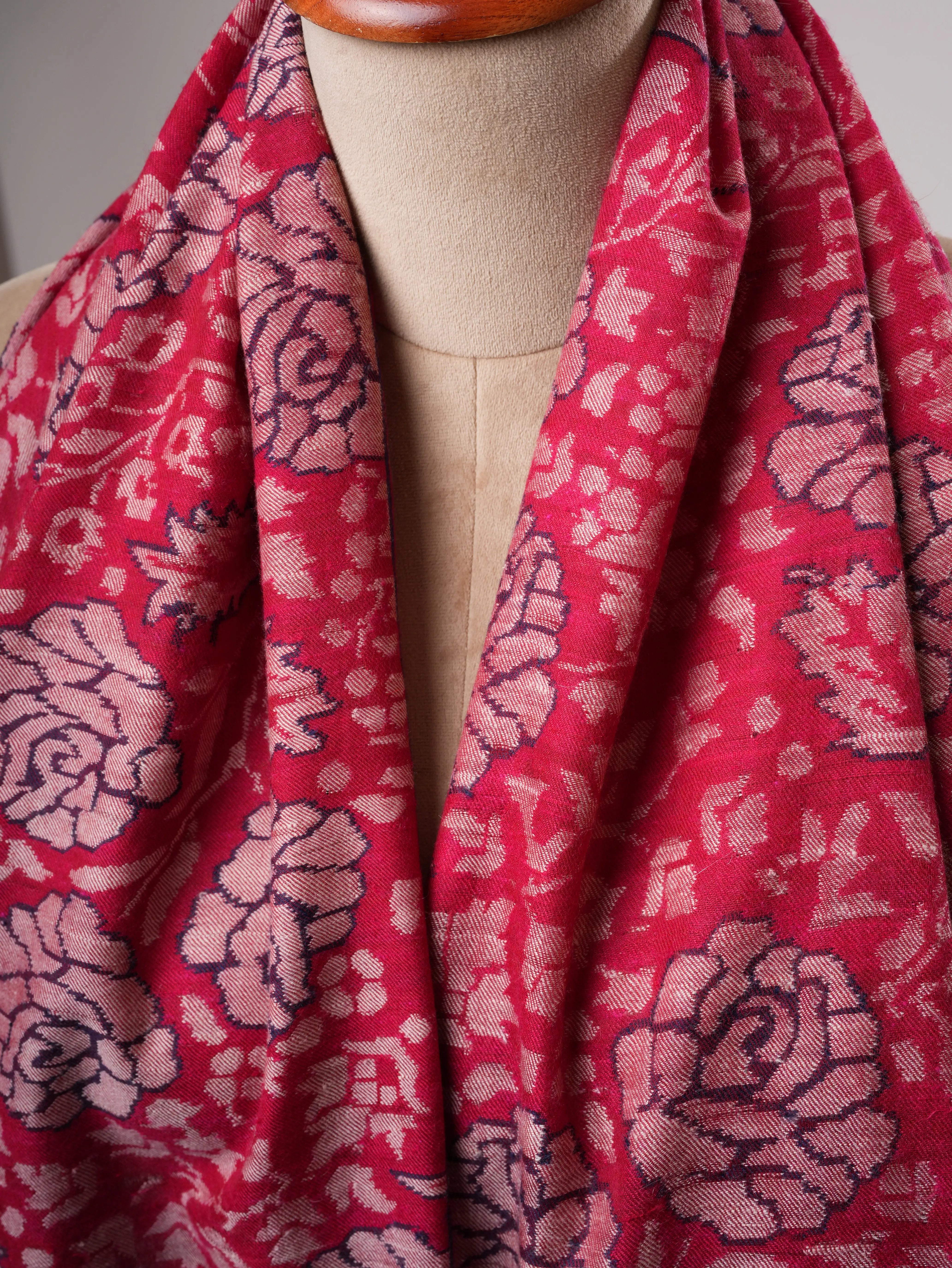 Handwoven Kani Pashmina Shawl with Floral Motifs Shahkaar