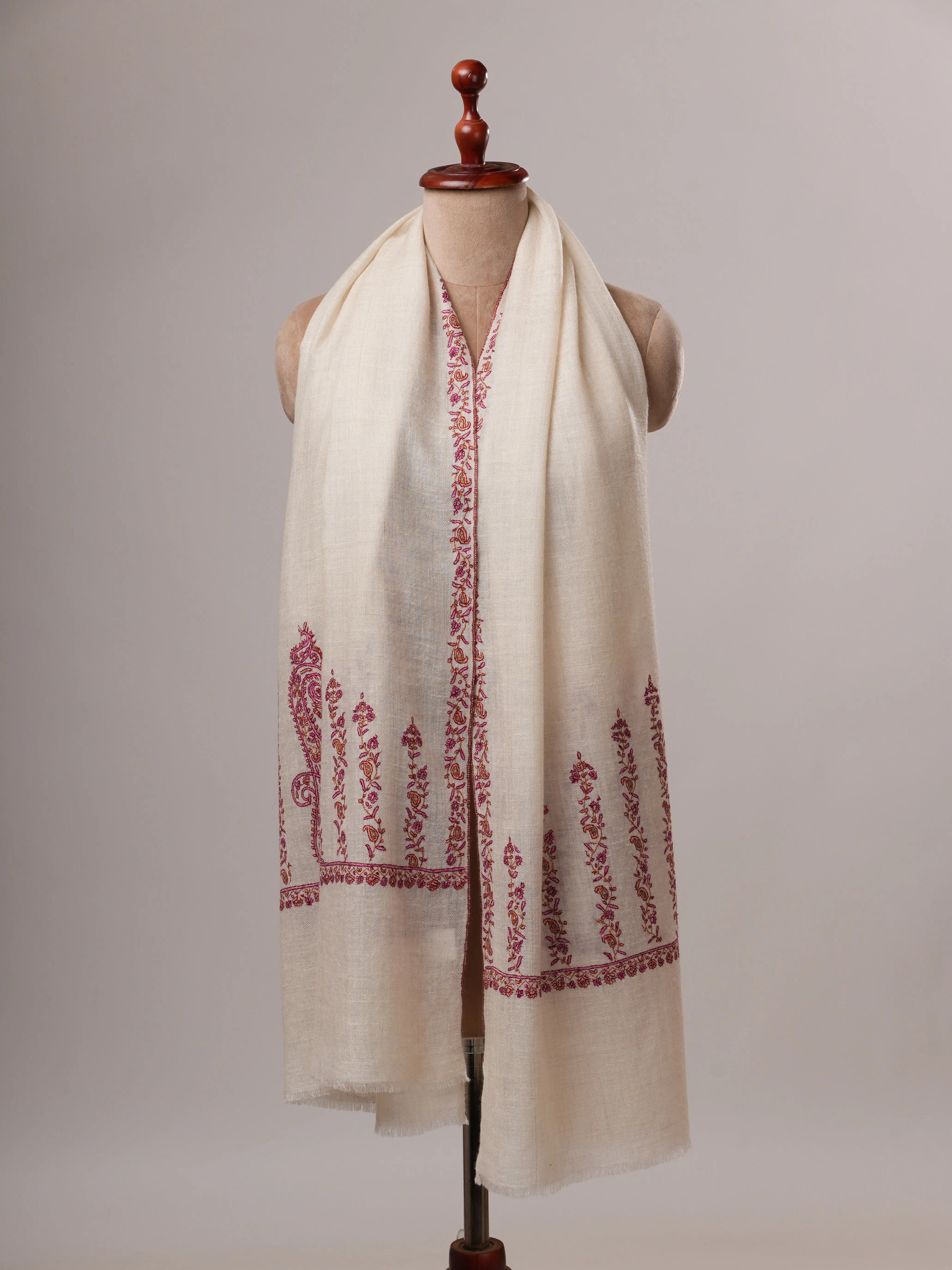 Handwoven Natural White Cashmere Scarf with Hand Embroidered Palla Shahkaar