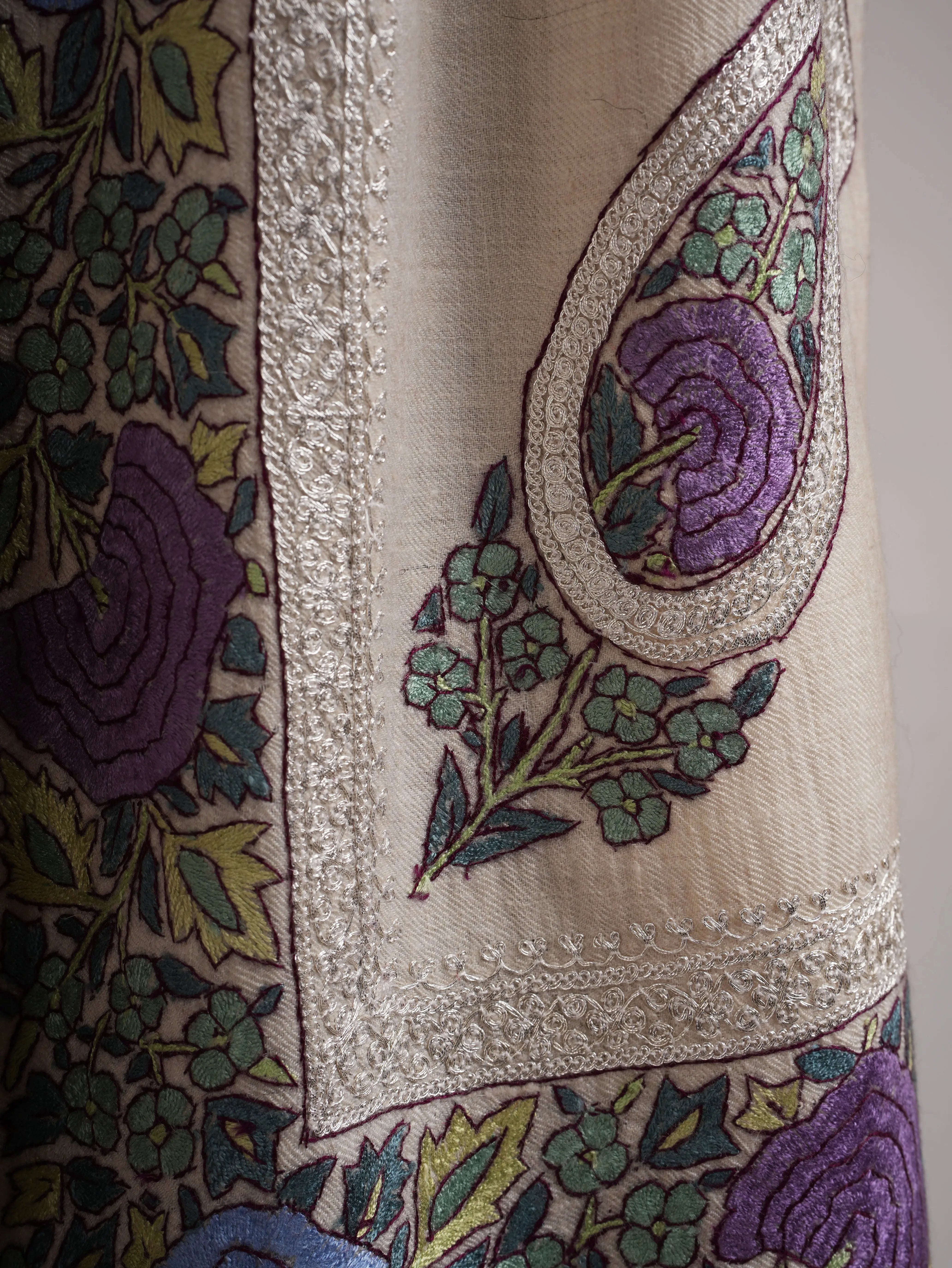 Ivory Artisanal Pashmina with Papermachie and Tilla Embroidery Shahkaar
