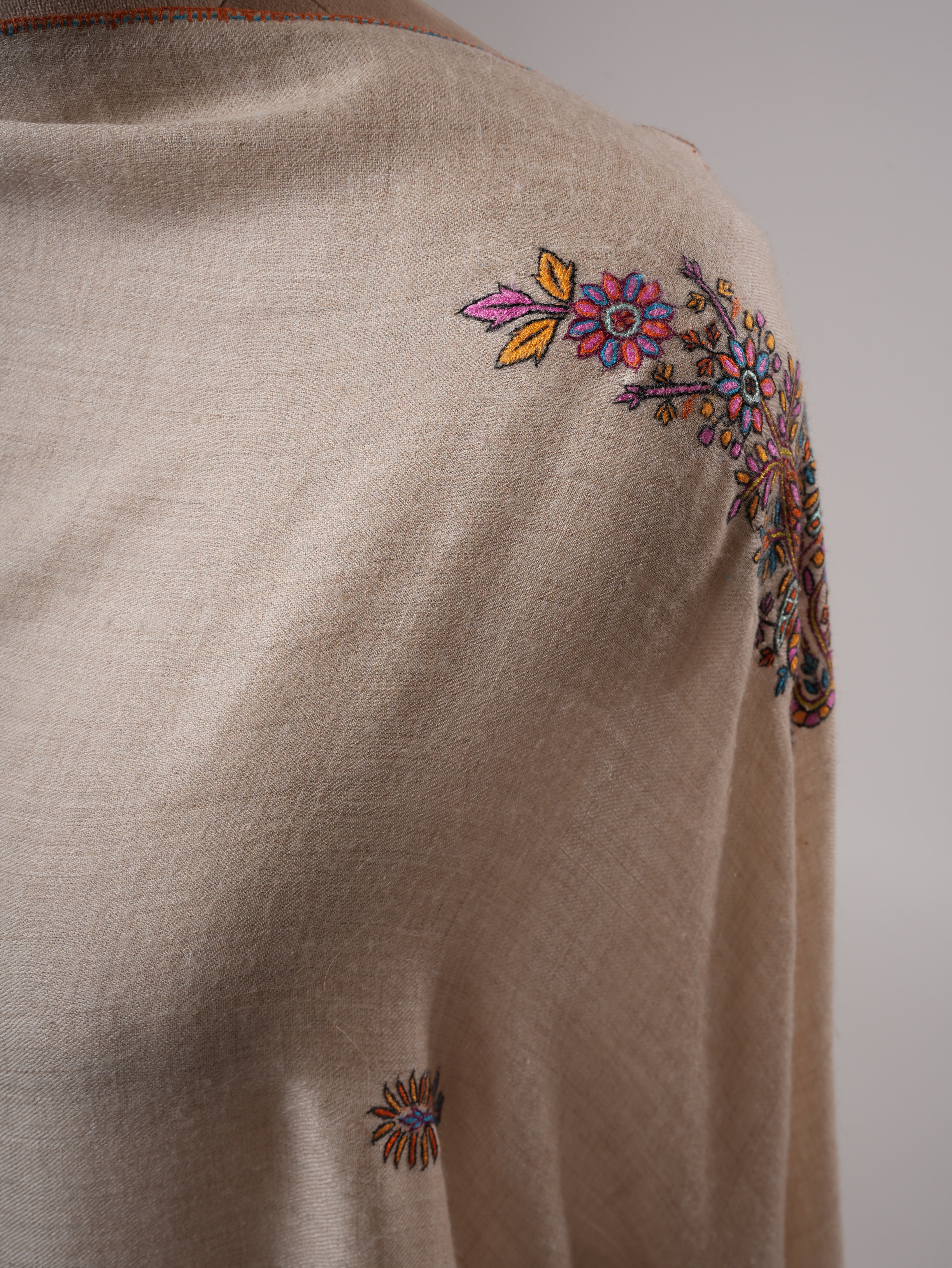 Ivory Baby Soft Handwoven Shahkaar Pashmina Shawl Shahkaar